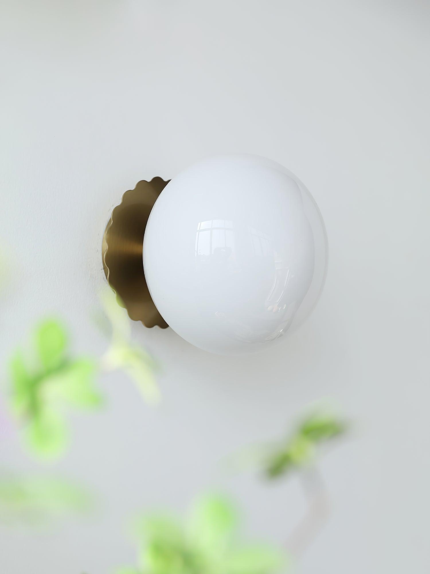 Cayvial Modern Wall Light