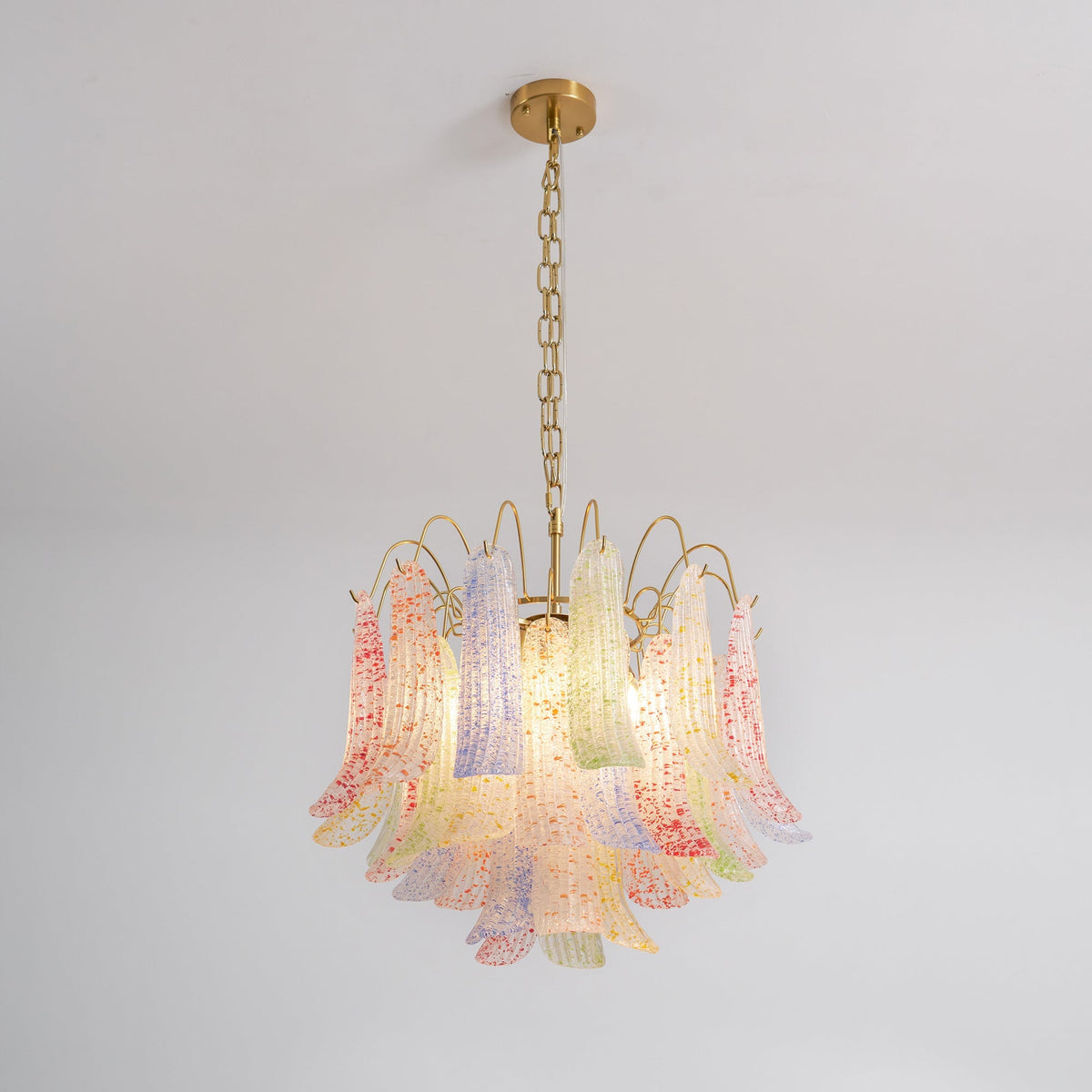 Wynenro Chandelier