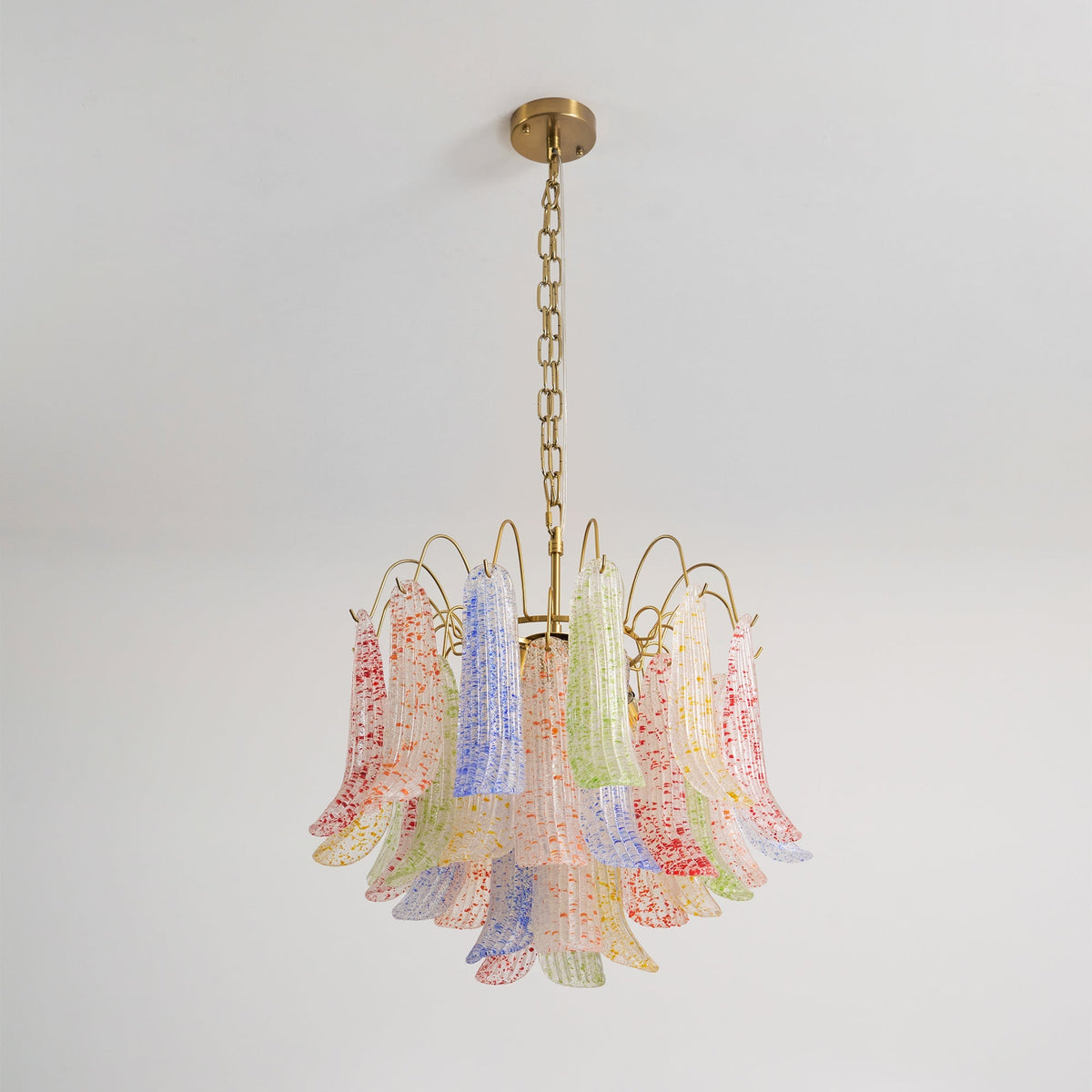 Wynenro Chandelier
