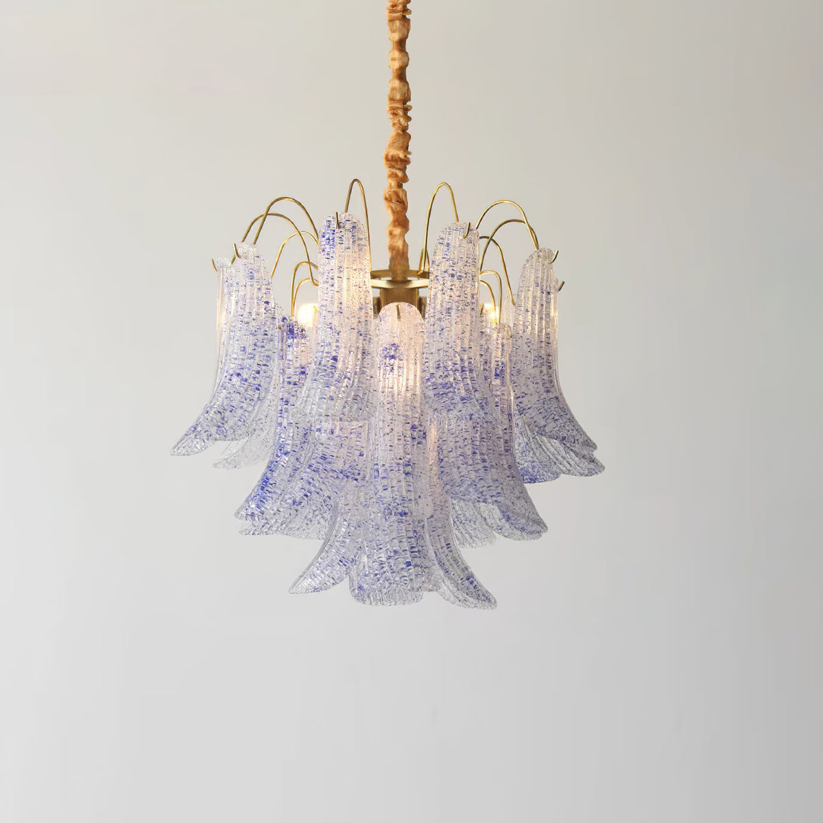 Wynenro Chandelier
