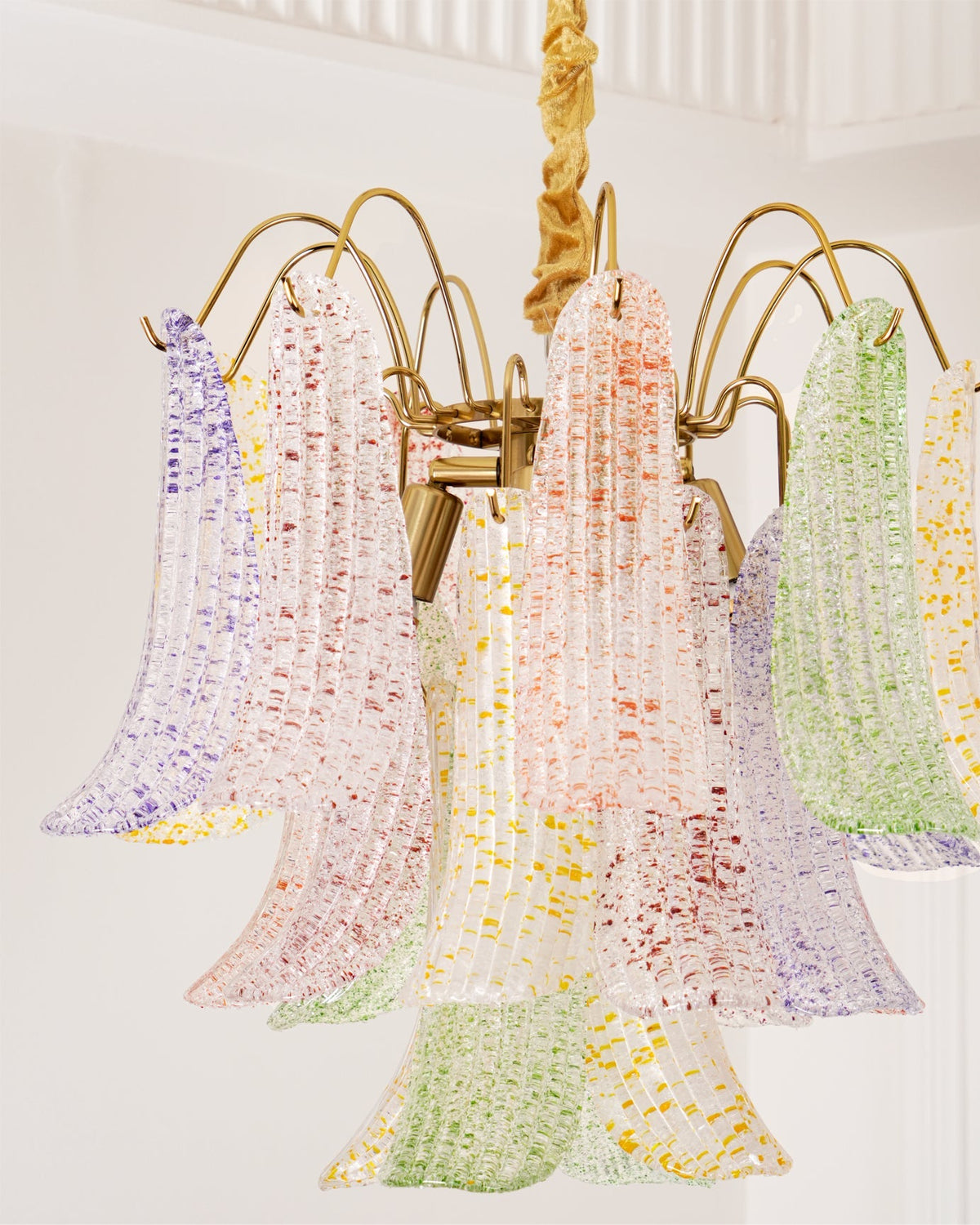 Wynenro Chandelier