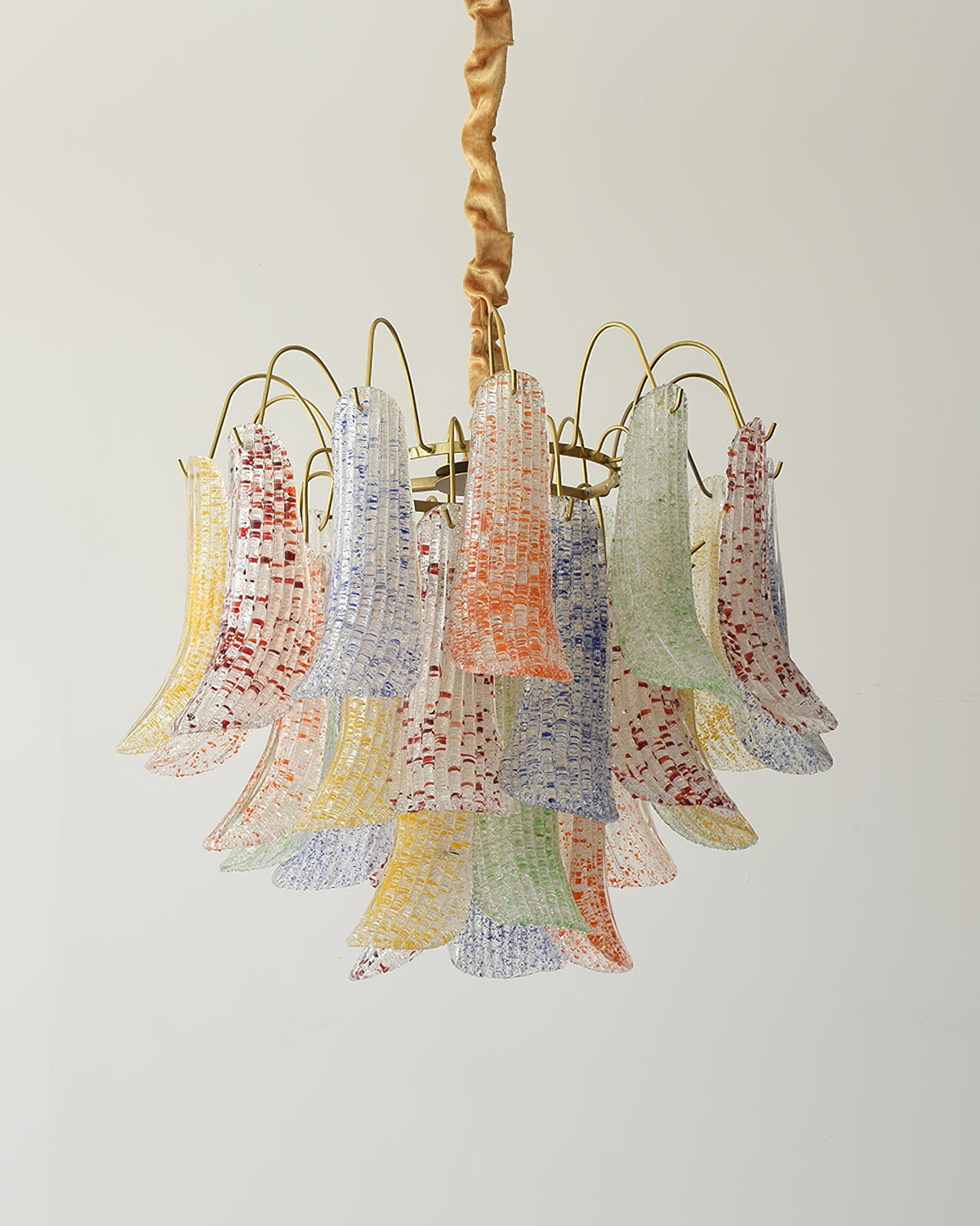 Wynenro Chandelier