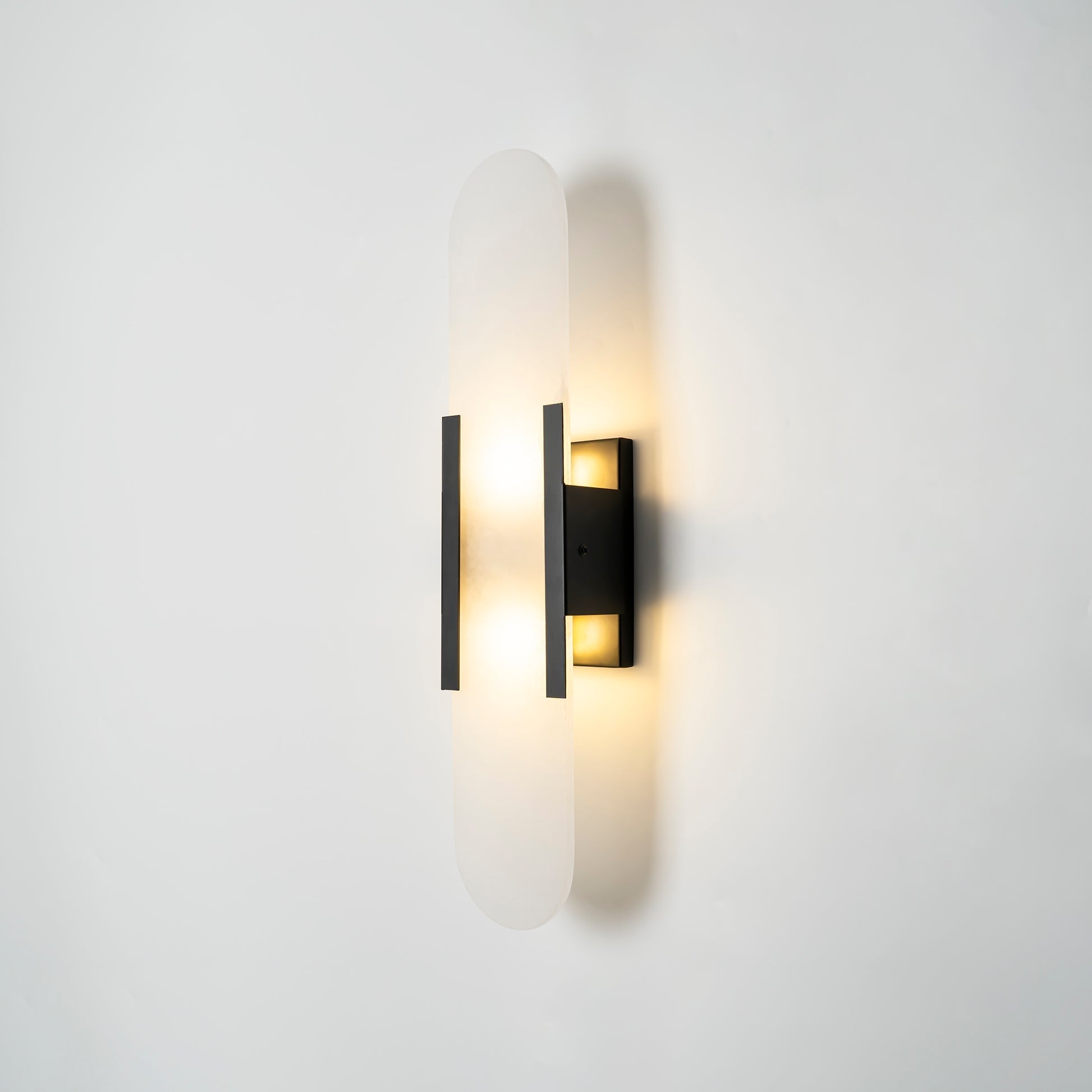 Koava Wall Light