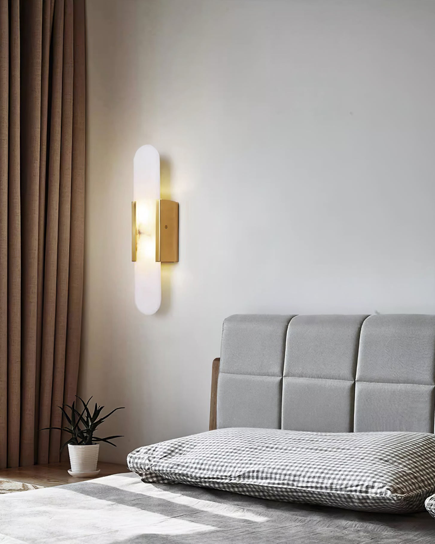 Koava Wall Light