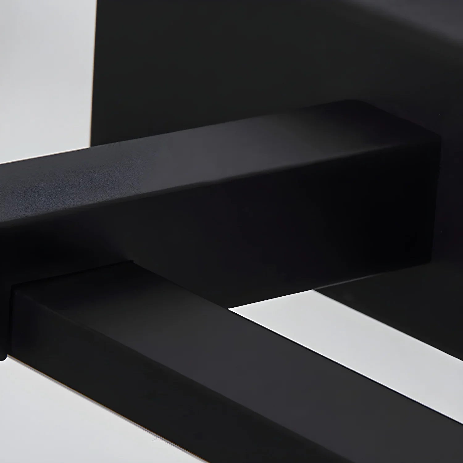 Loyeko Linear Wall Light