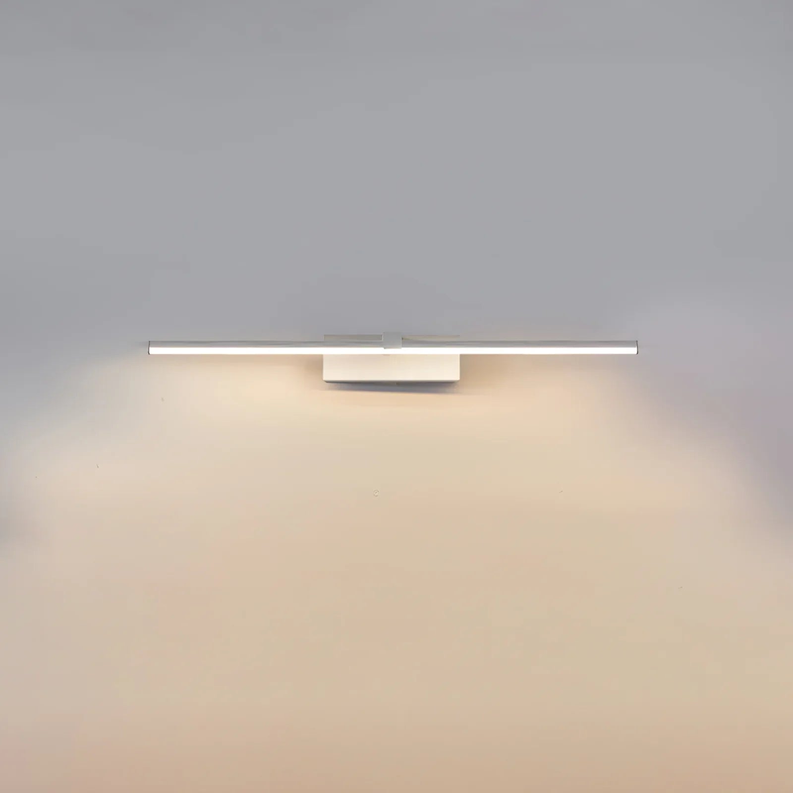 Loyeko Linear Wall Light