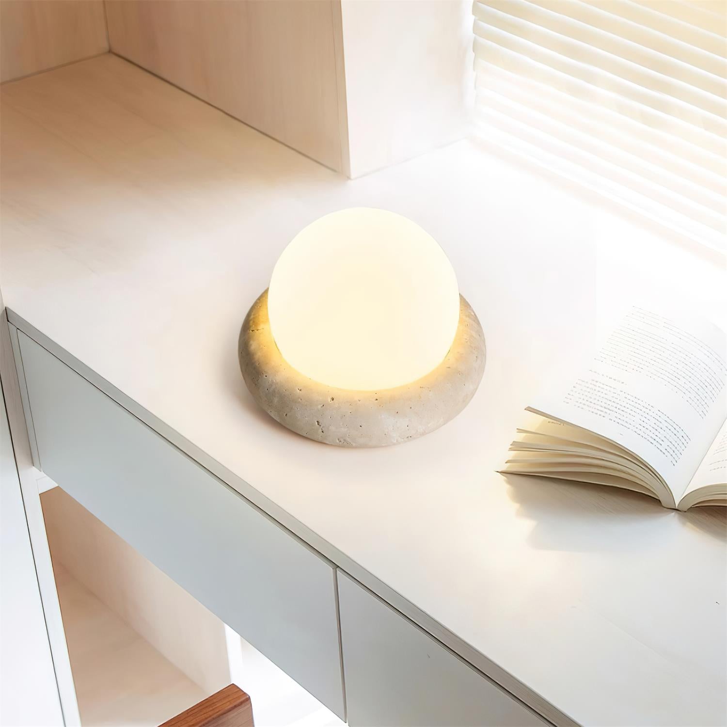 Miraelal Table Lamp