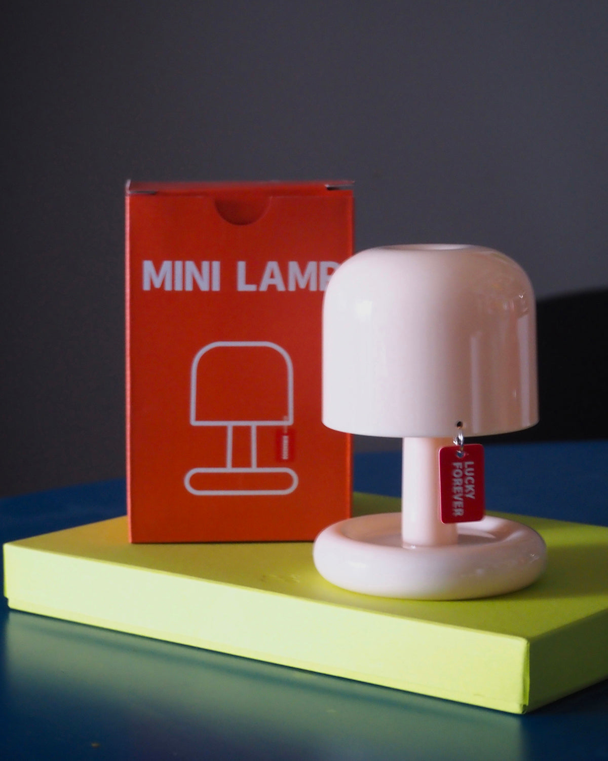 Avia Mushroom Table Lamp