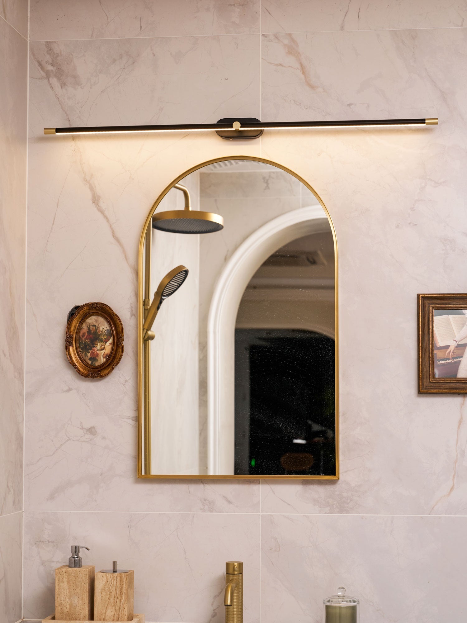 Briolen Linear Wall Light