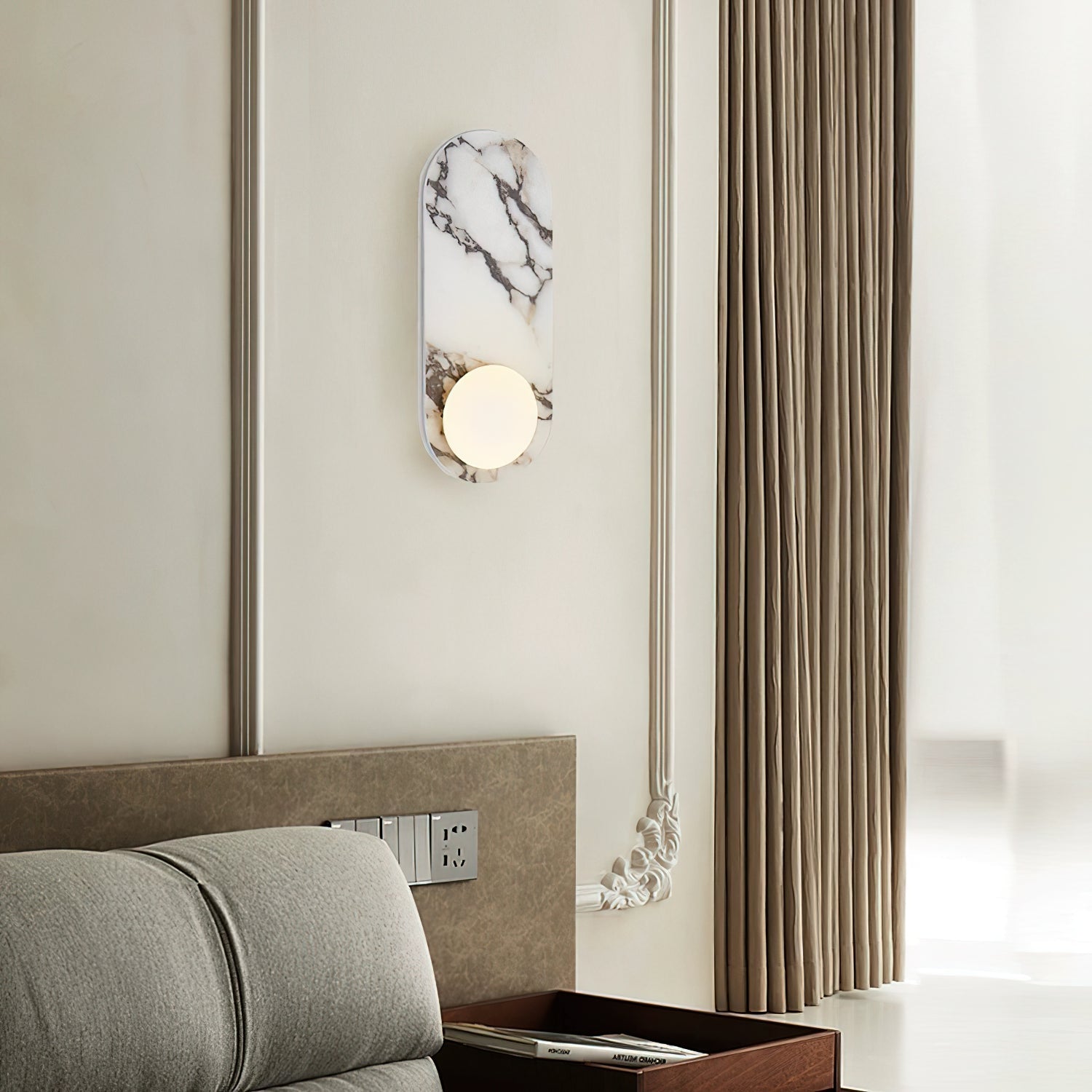 Lioalen Globe Wall Light
