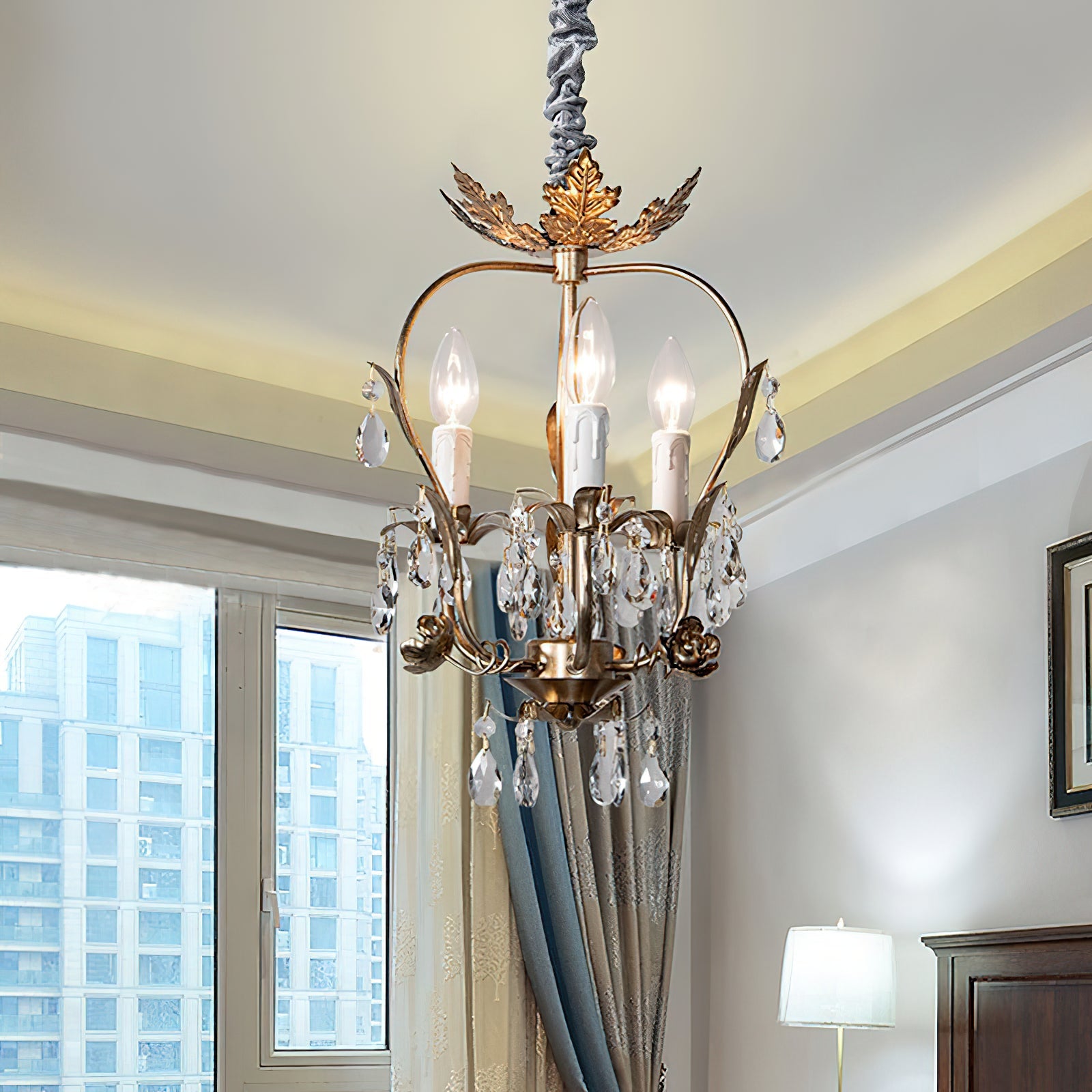 Mavuna Vintage Chandelier