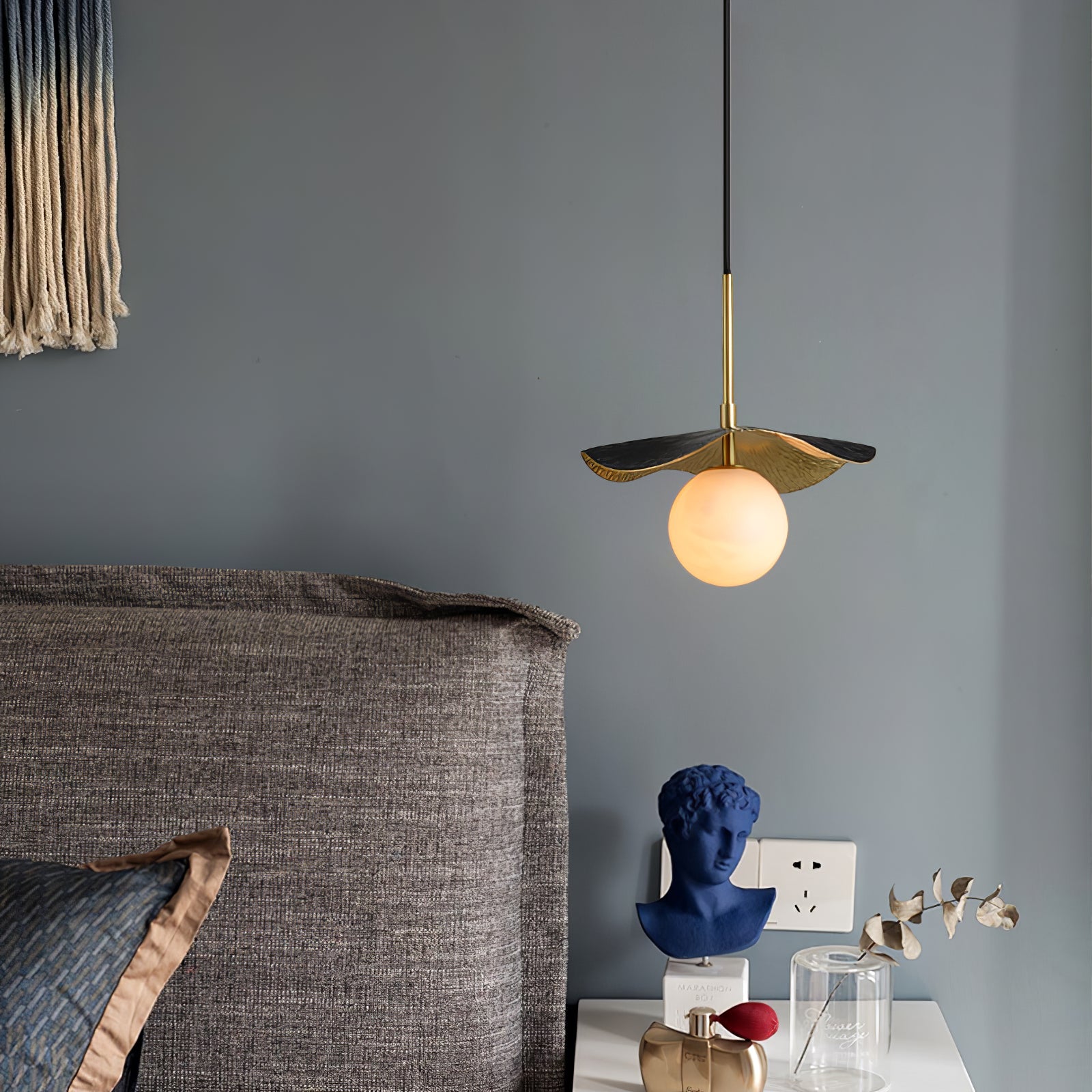 Haleve Pendant Light