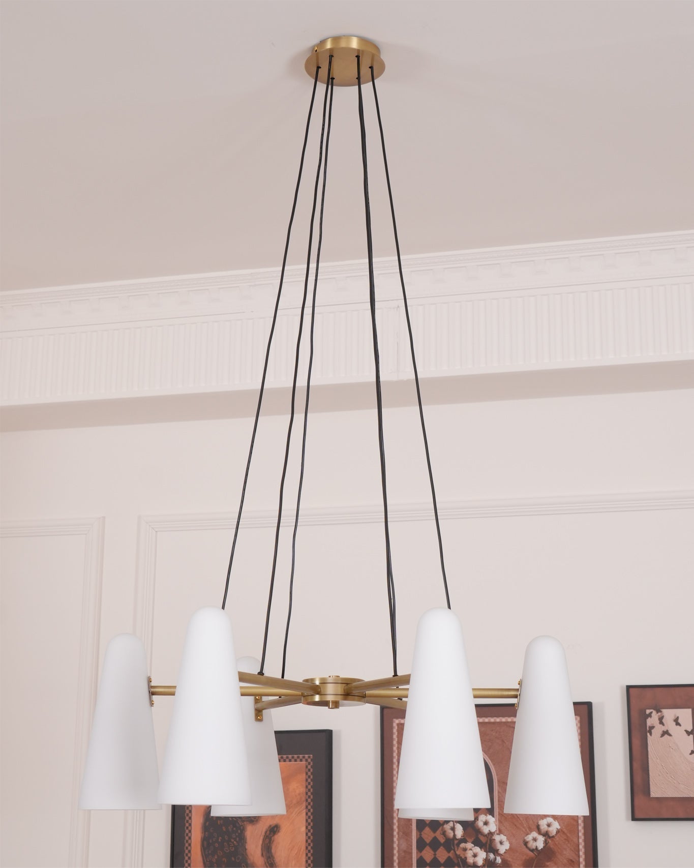 Iyuva Classic Chandelier