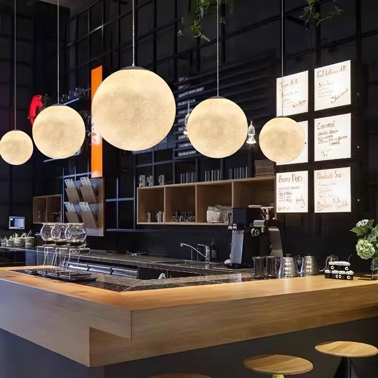 Camu Globe Pendant Light