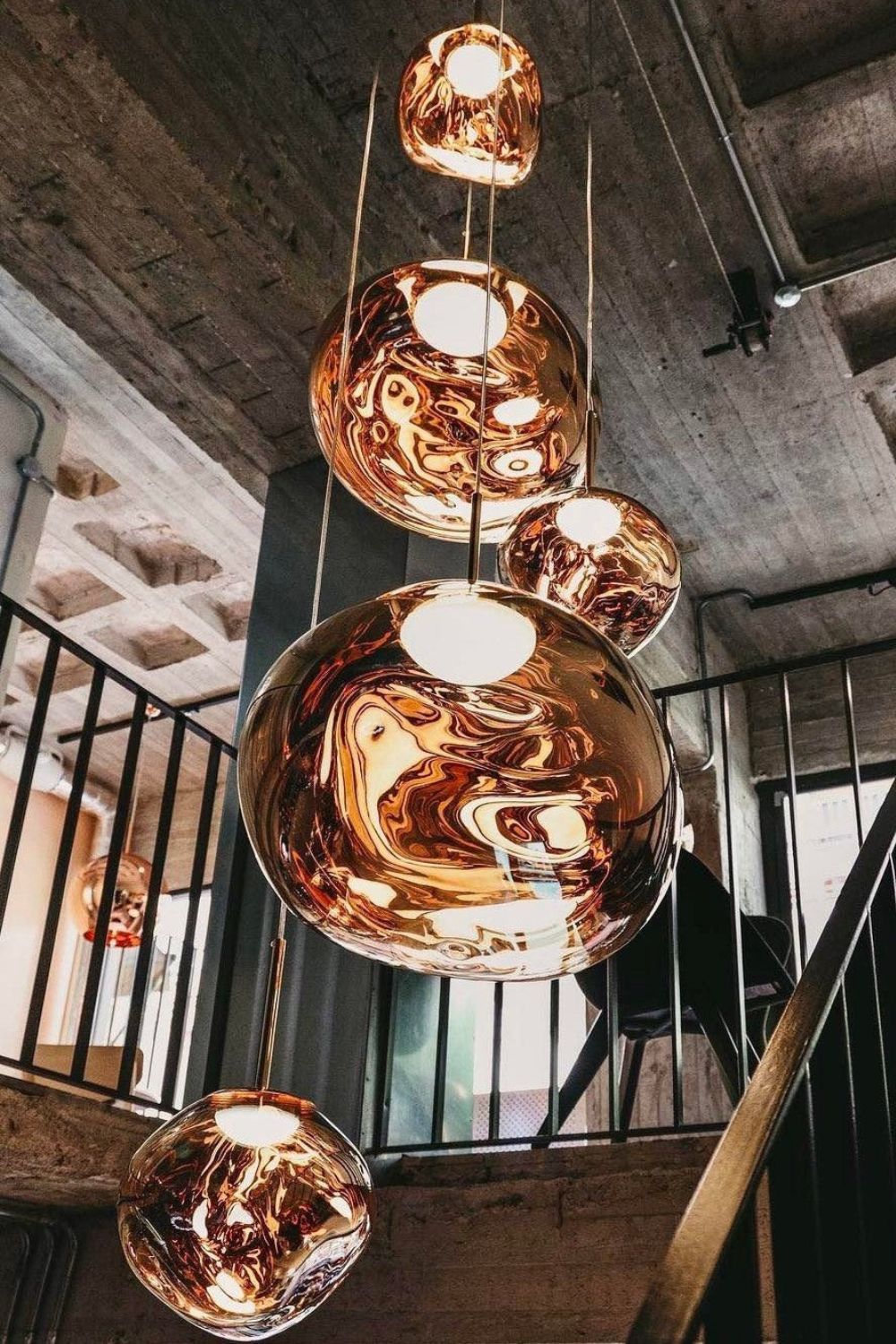 Loronova Pendant Light