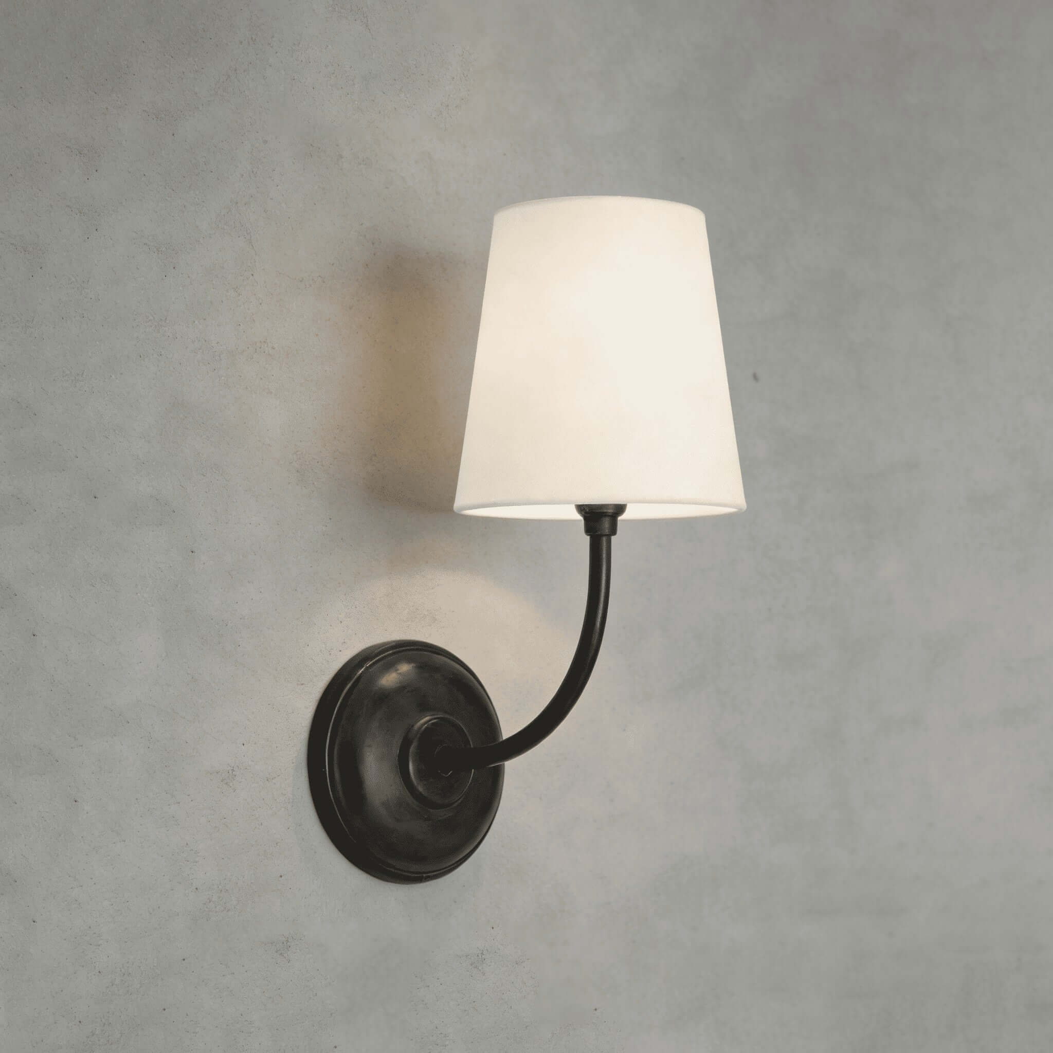 Reefva Wall Light