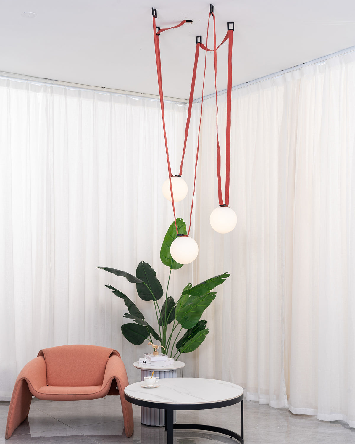 Neroiell Globe Pendant Light