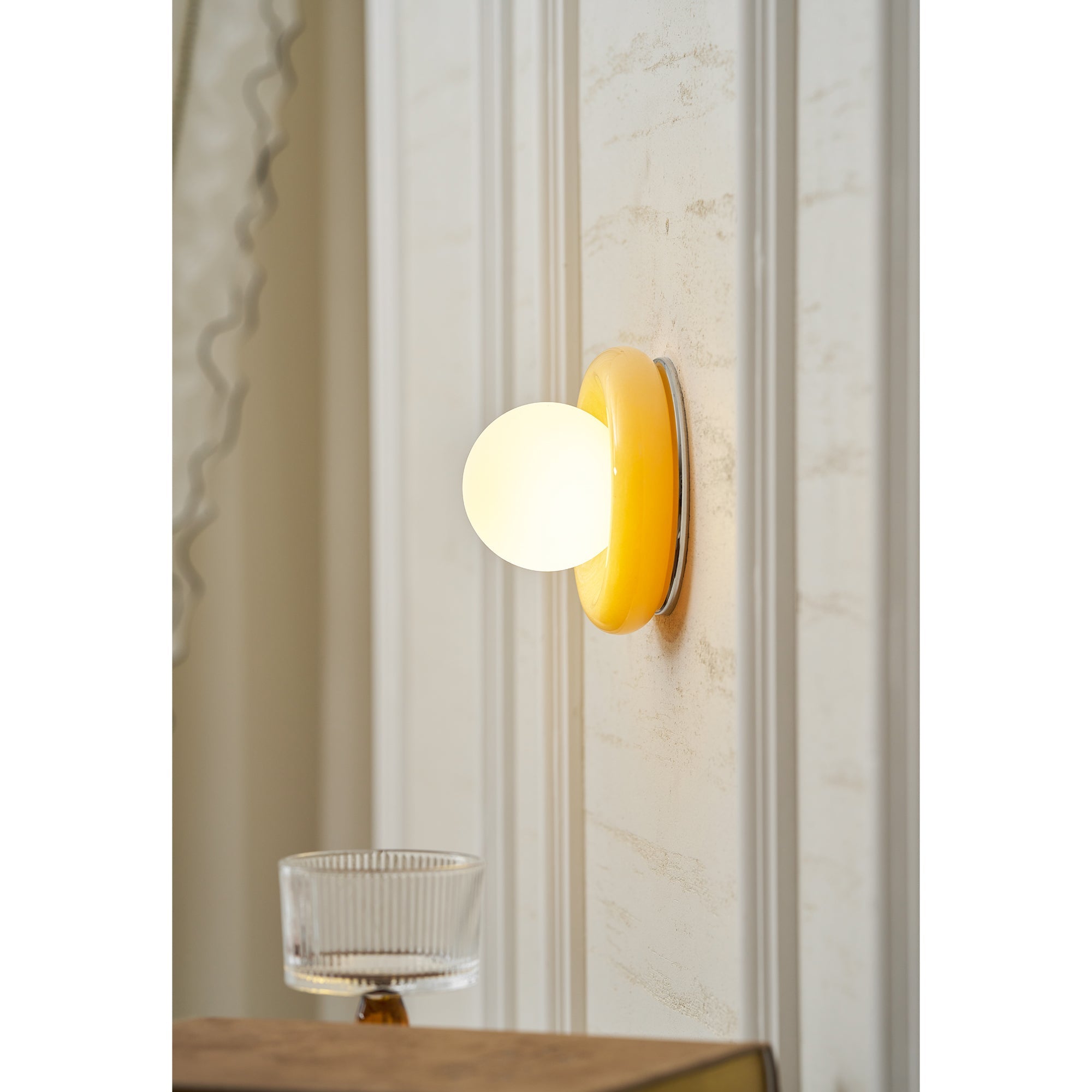 Wyno Wall Light