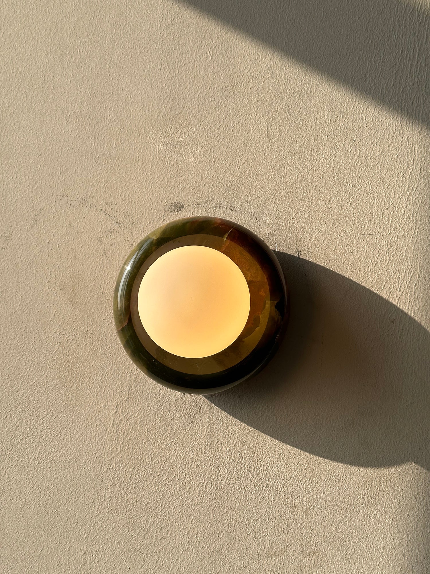Wyno Wall Light