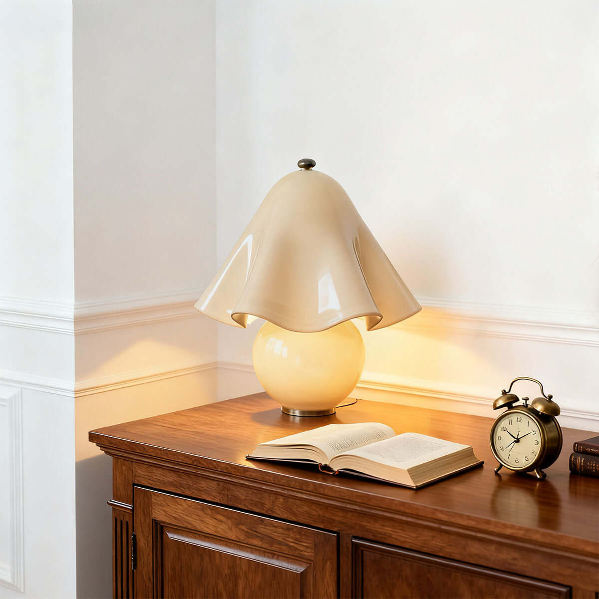 Quinva Table Lamp