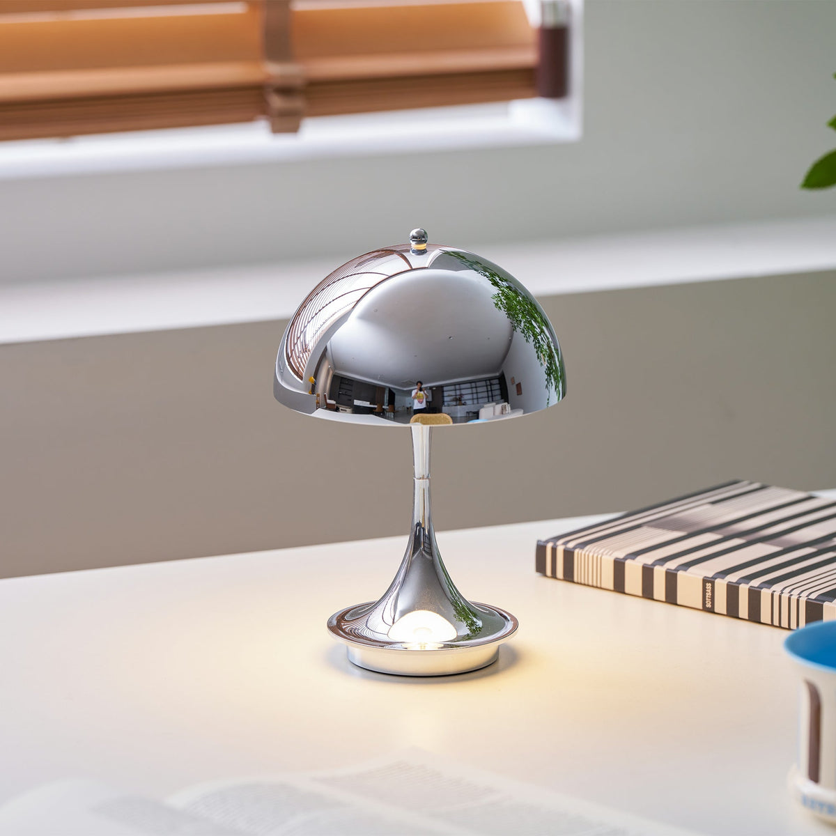 Rivum Outdoor Table Lamp