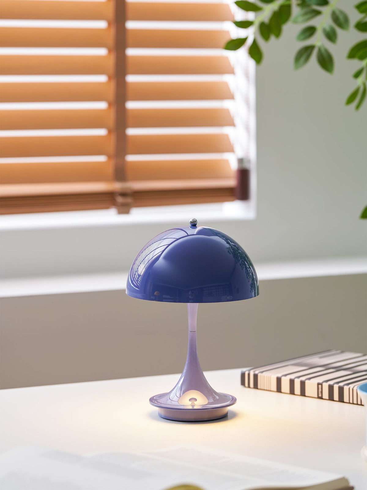 Rivum Outdoor Table Lamp
