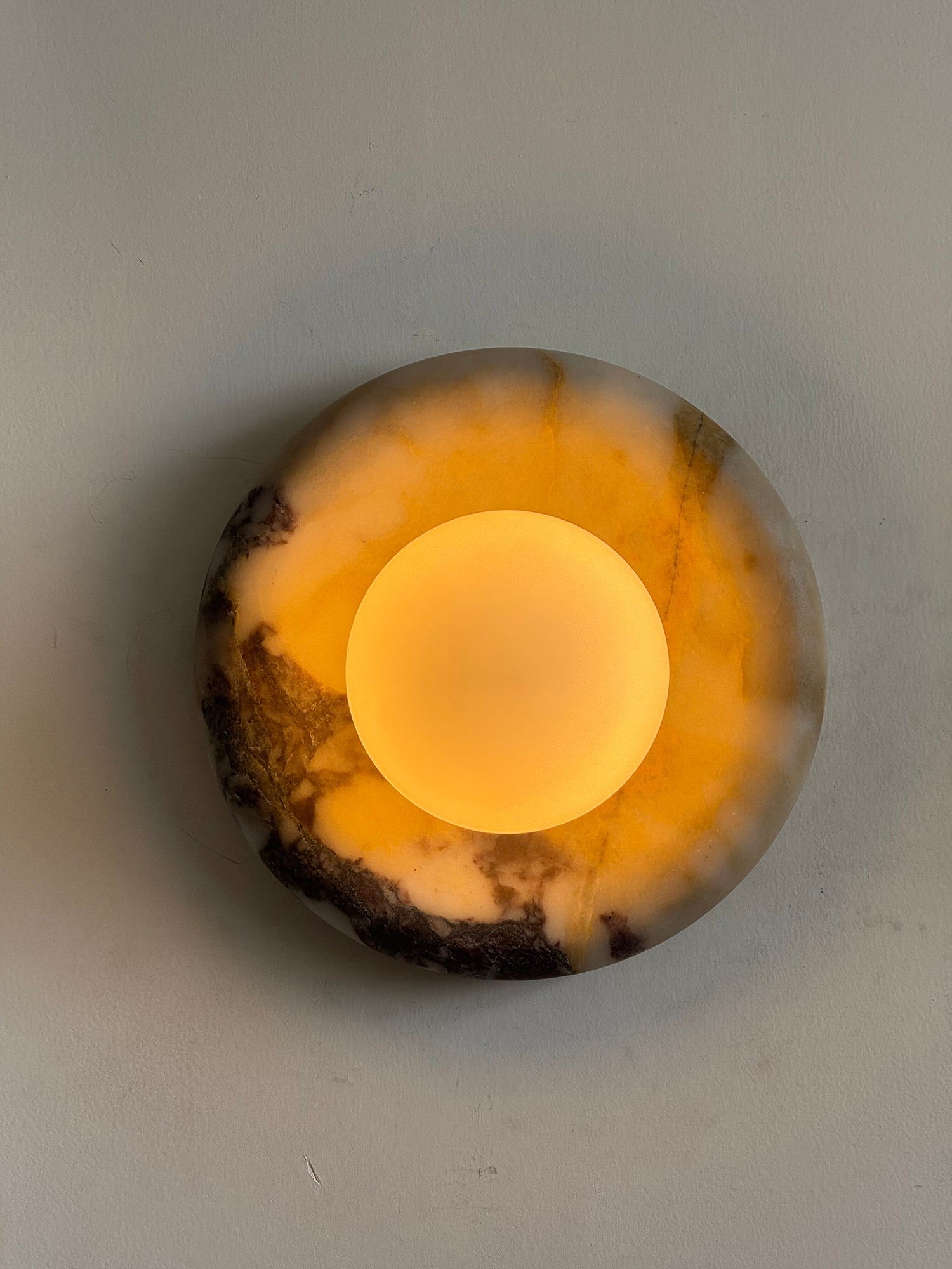 Velaoral Round Wall Light