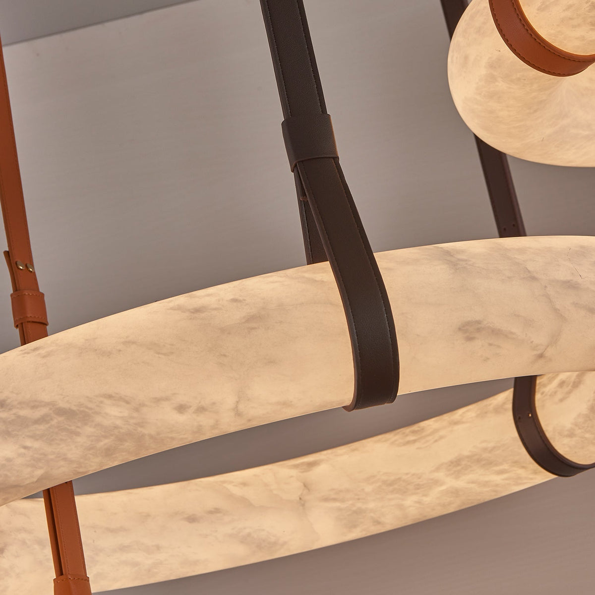 Velama Round Pendant Light