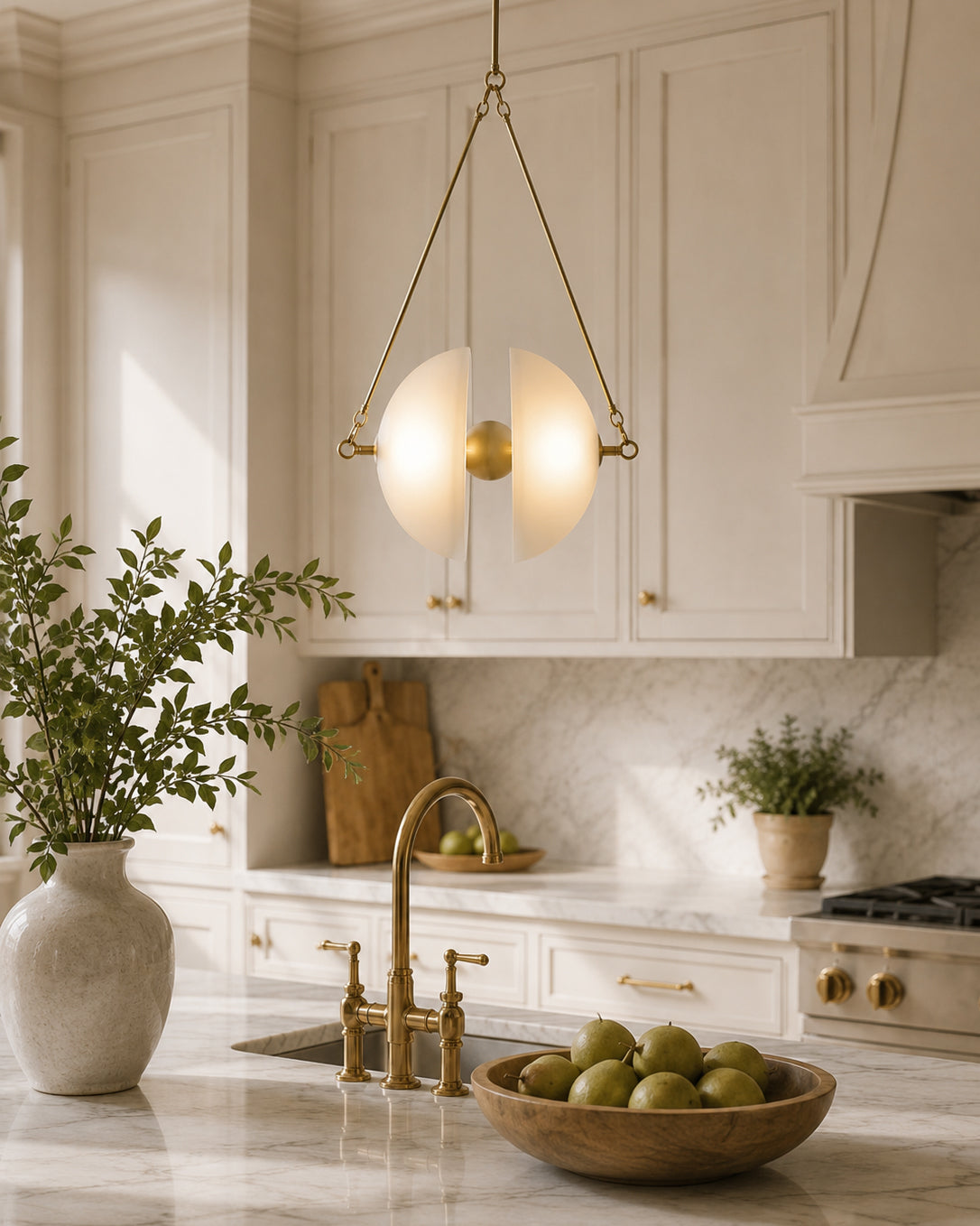 Orenino Sculptural Pendant Light