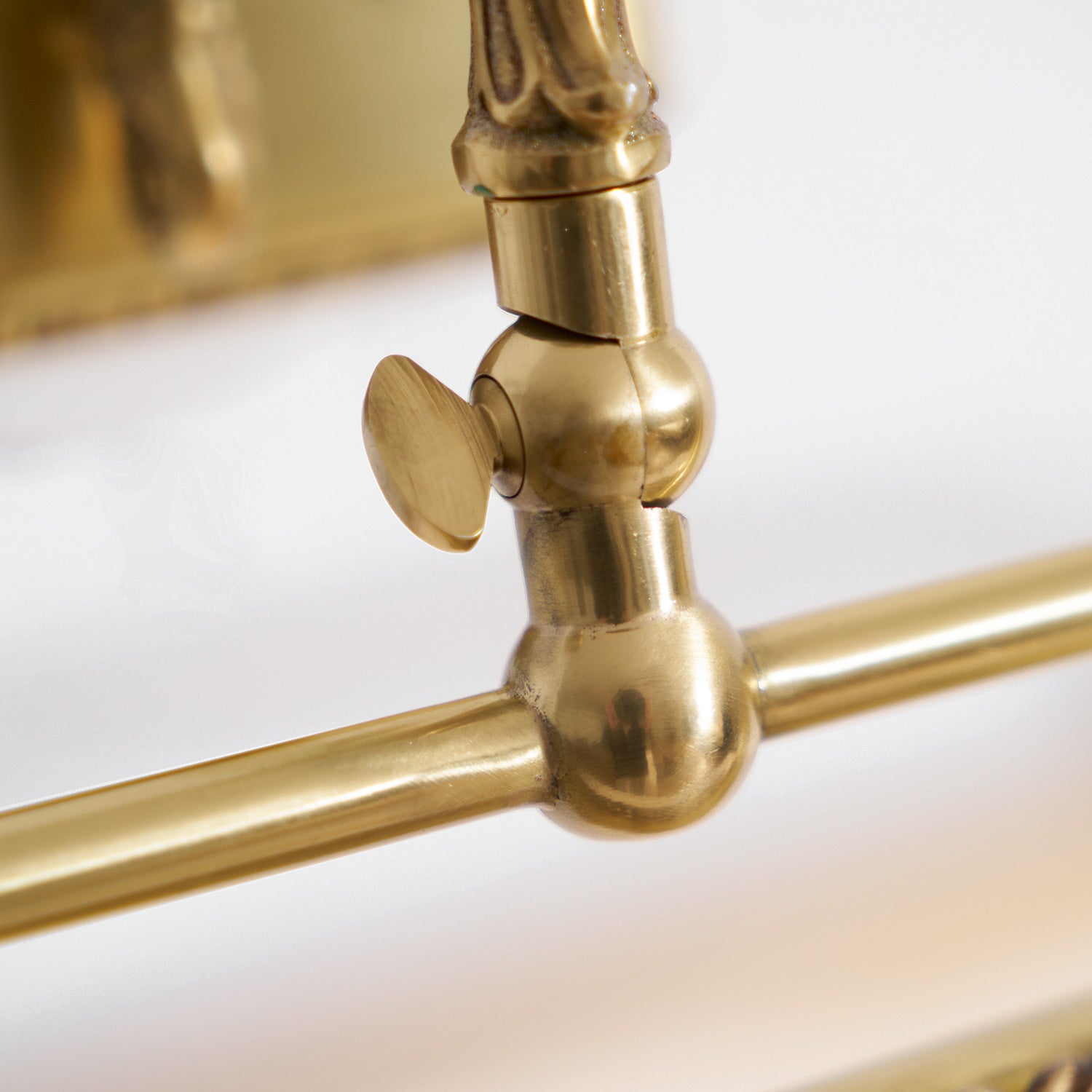 Aribay Linear Wall Light