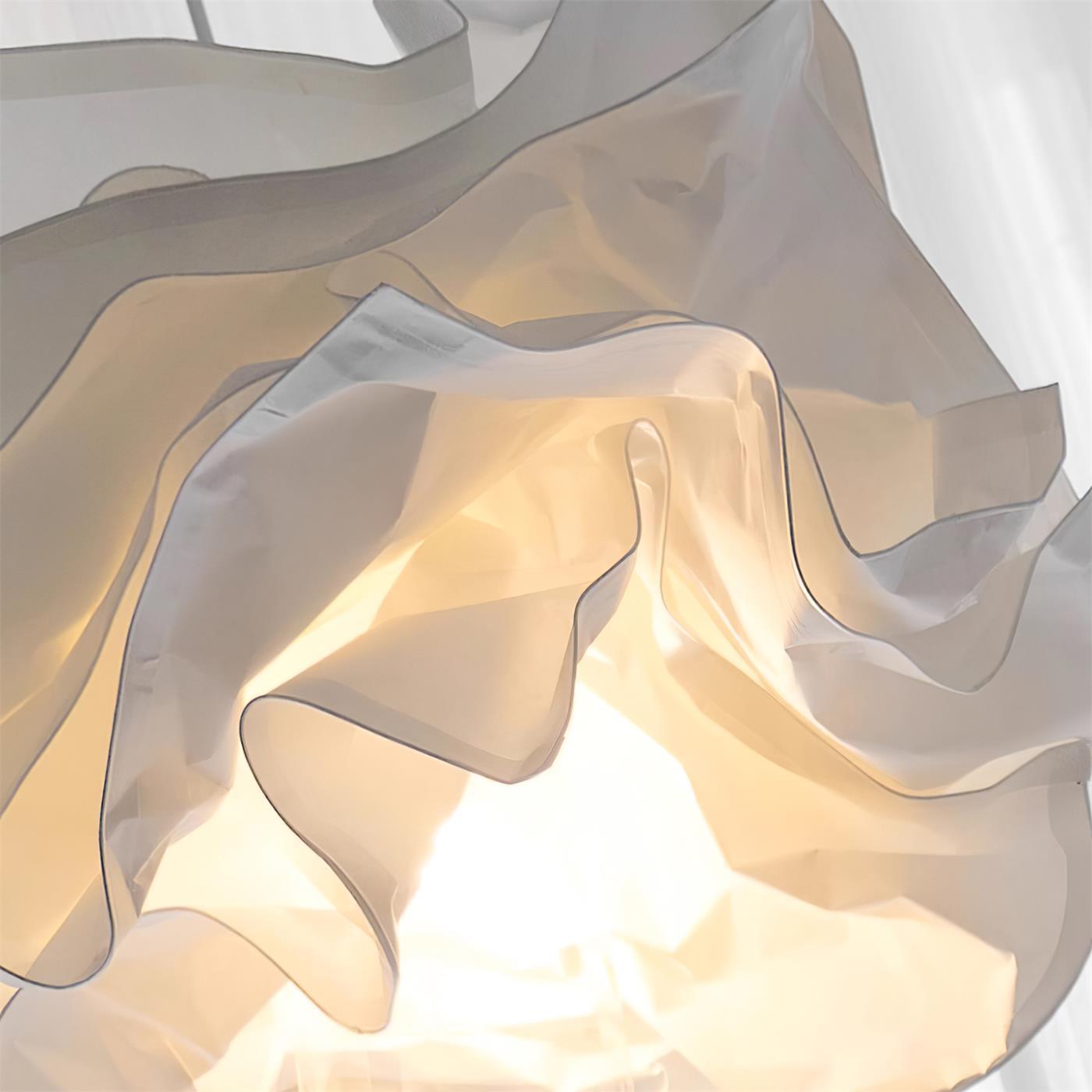 Neroleyen Pendant Light