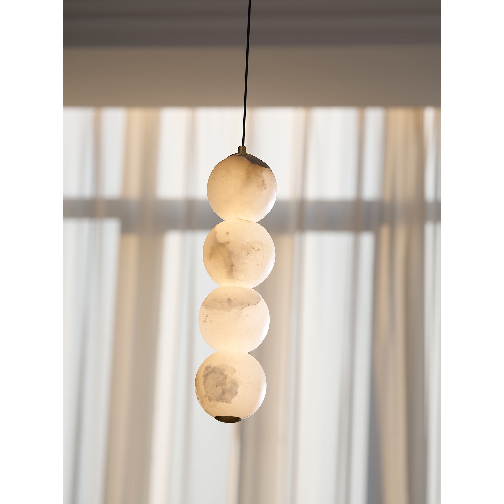 Torlenor Alabaster Pendant Light
