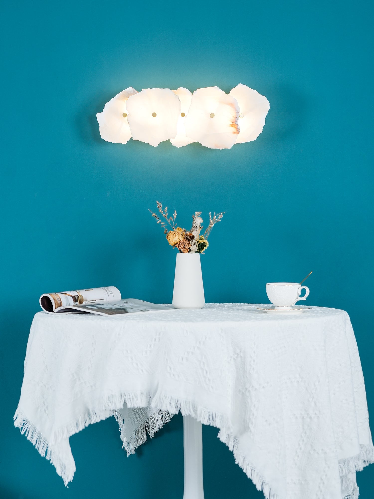 Westaylen Modern Wall Light