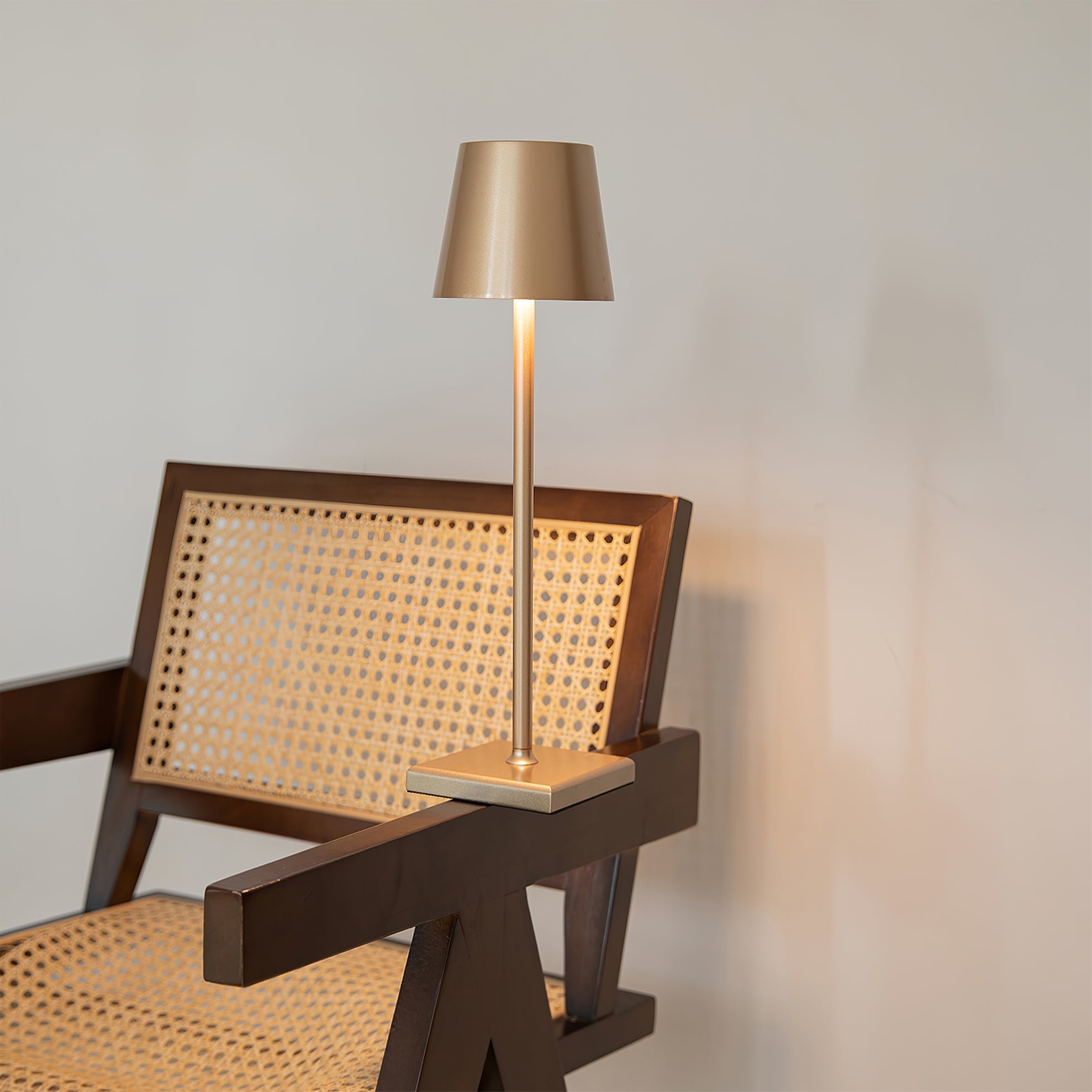 Elkeden Outdoor Table Lamp