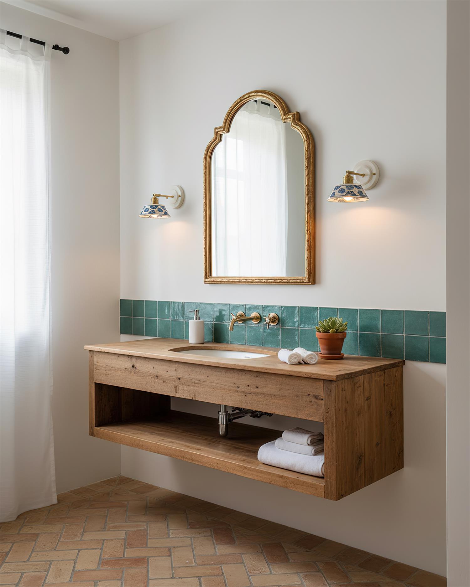 Belu Wall Light