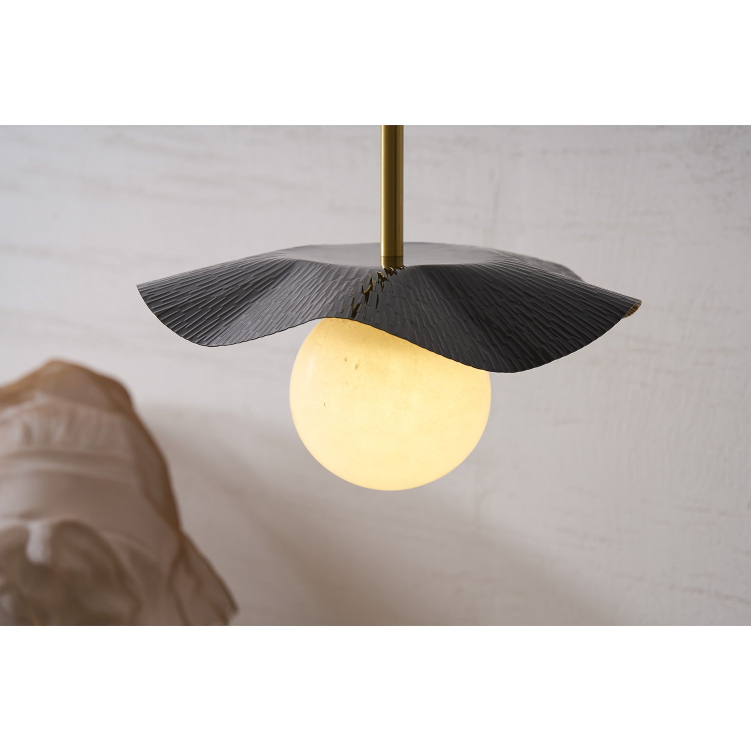 Haleve Pendant Light