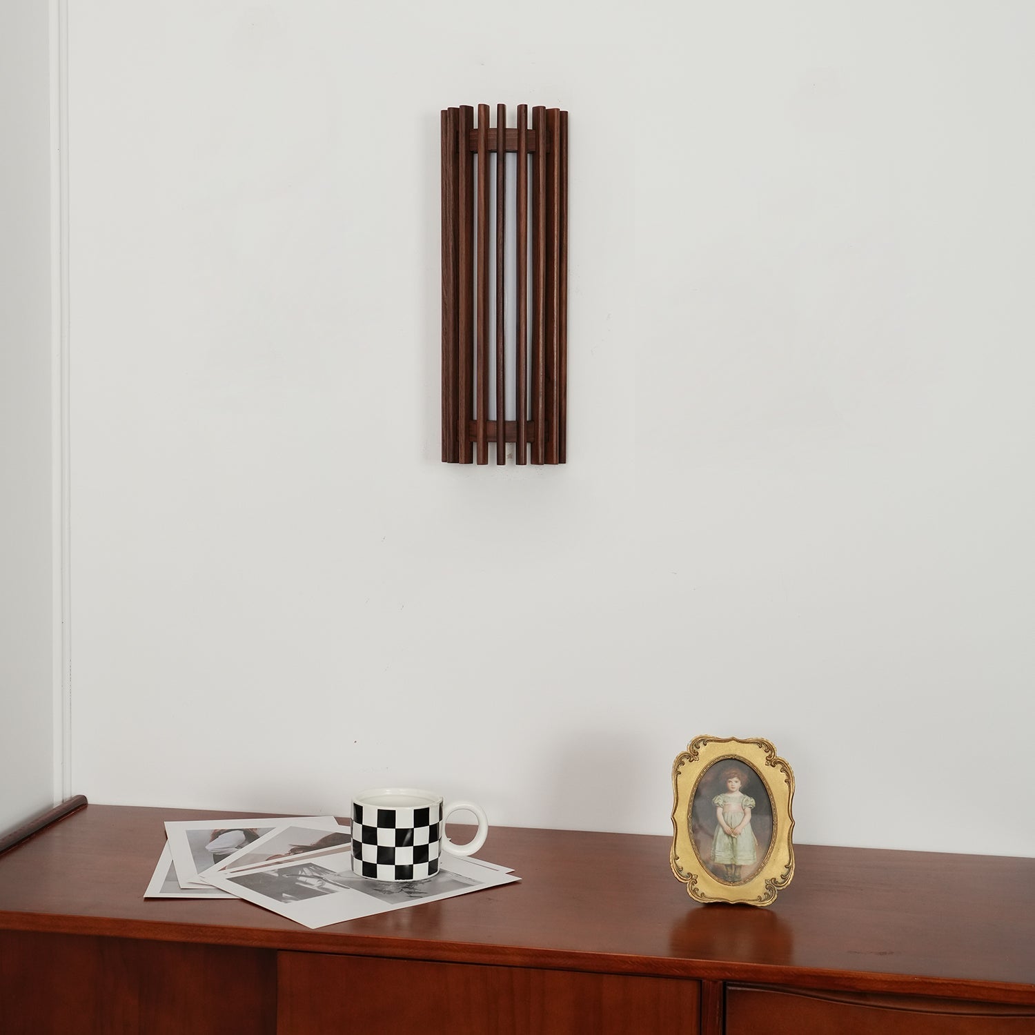 Wynenio Wall Light