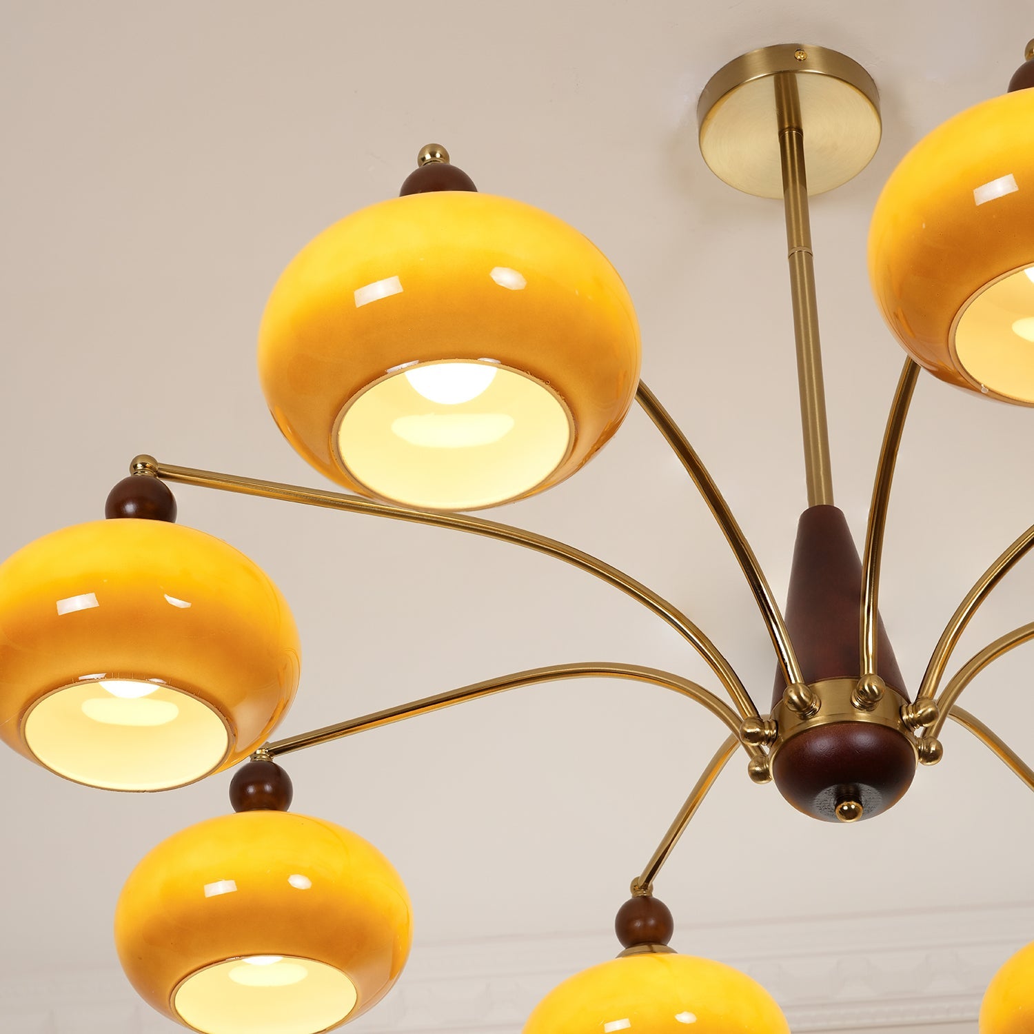Rioka Retro Chandelier