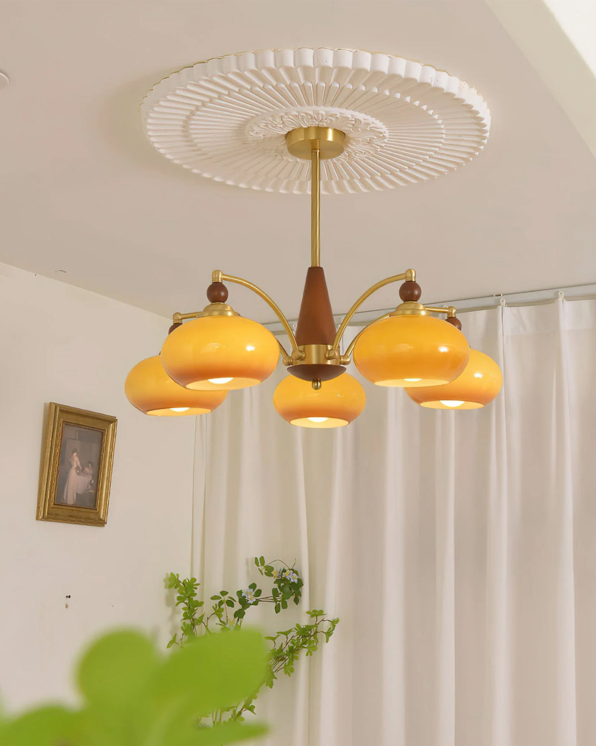 Rioka Retro Chandelier