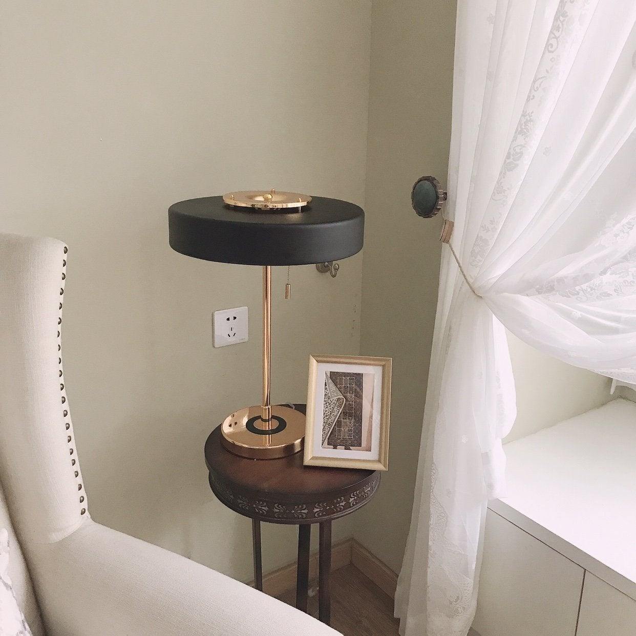 Ivymo Table Lamp