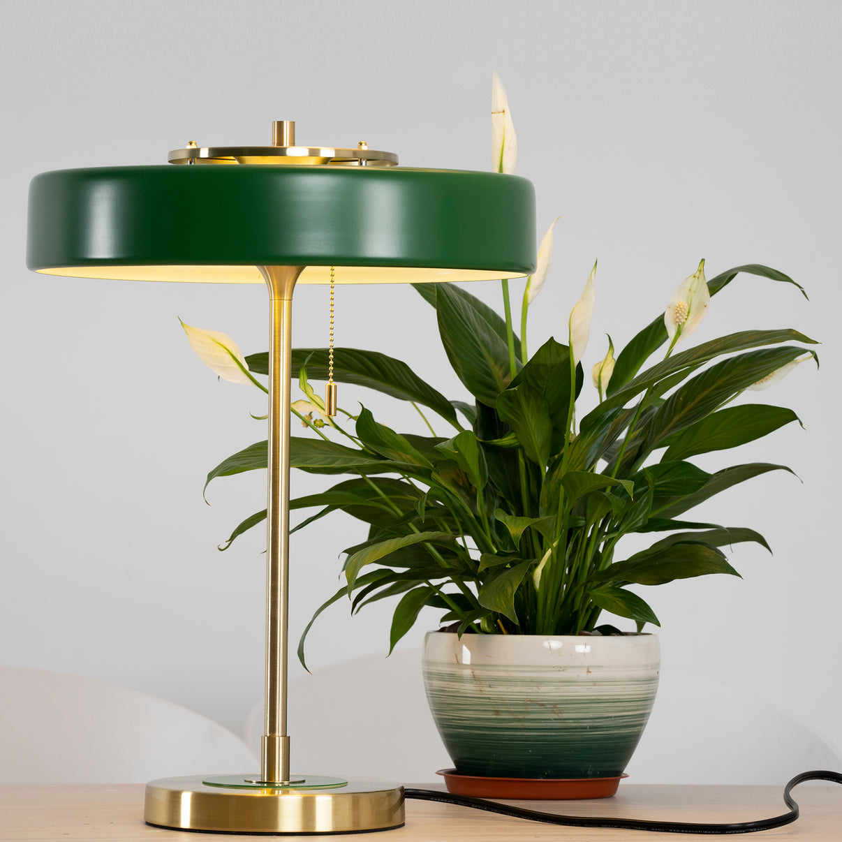 Ivymo Table Lamp