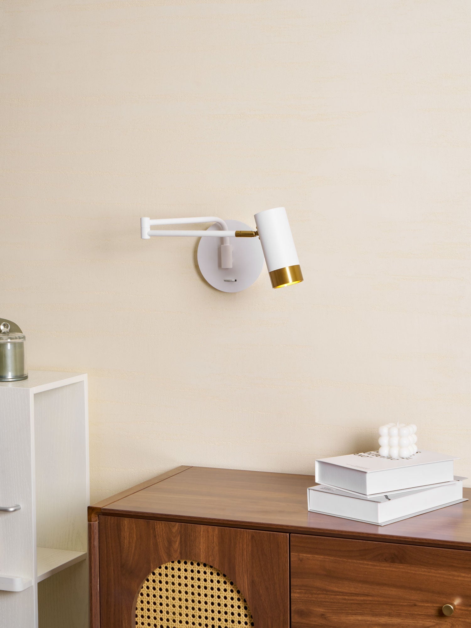 Soraon Linear Wall Light