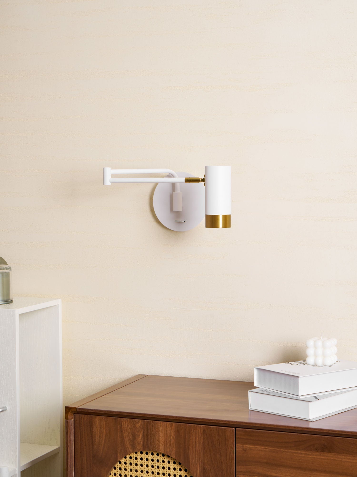 Soraon Linear Wall Light