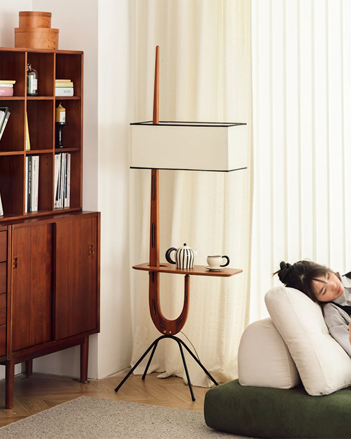 Nolri Floor Lamp