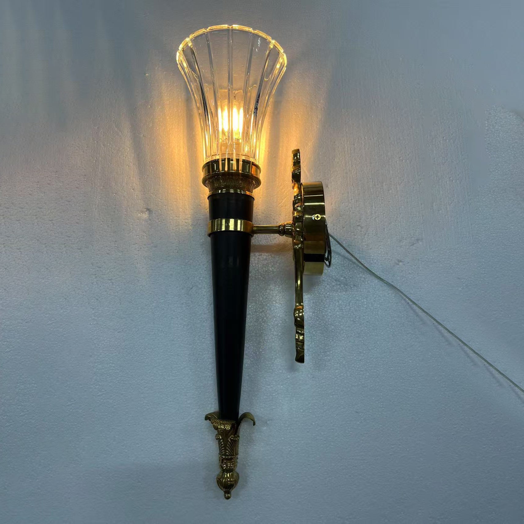 Kiroello Torch Wall Light