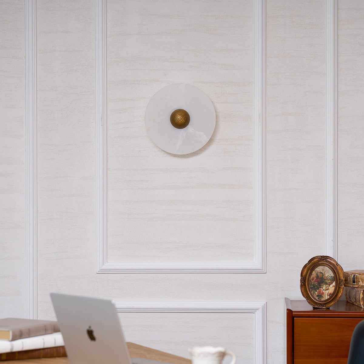Nayra Alabaster Wall Lamp - Vakkerlight