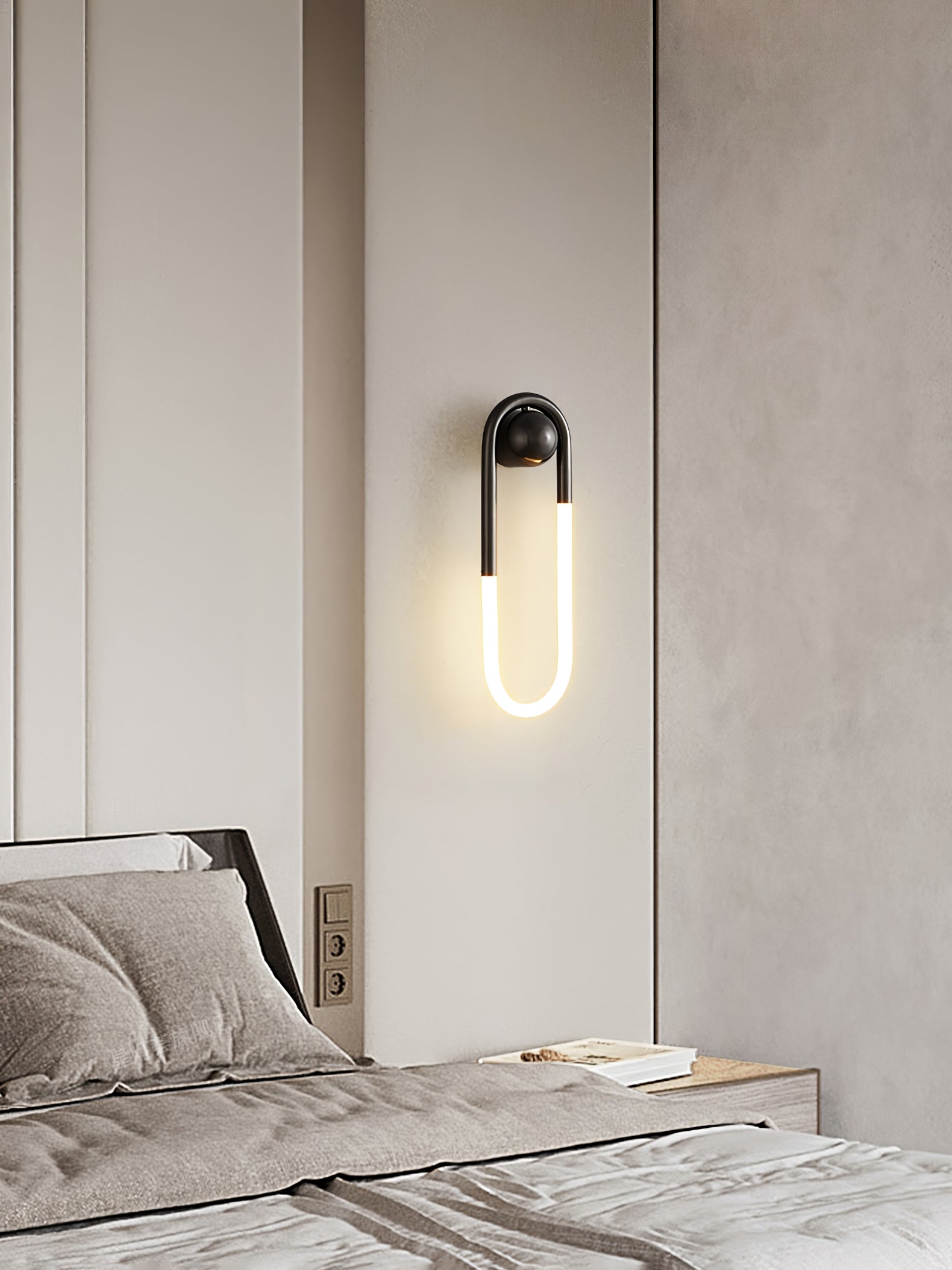 Macove Loop Wall Light
