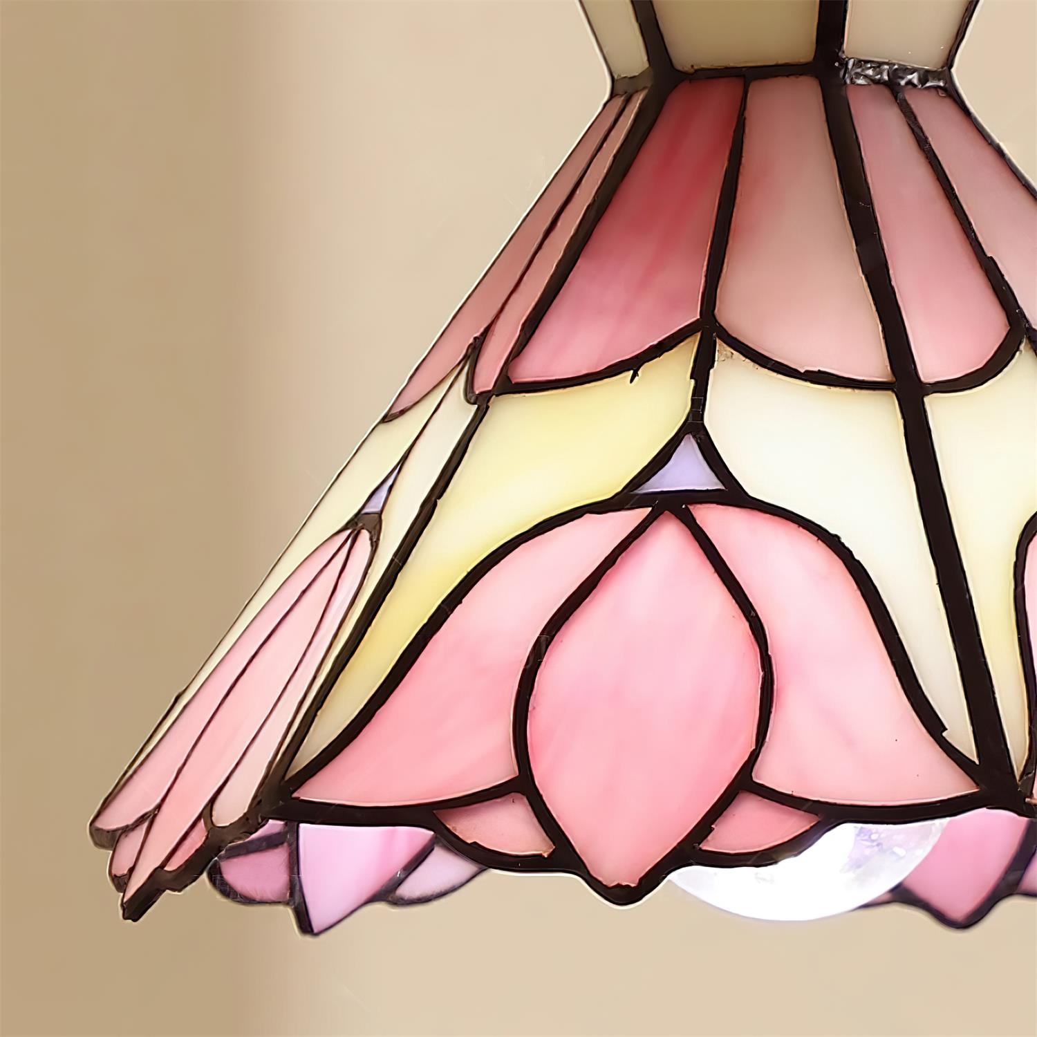 Lecoaris Tiffany Pendant Light