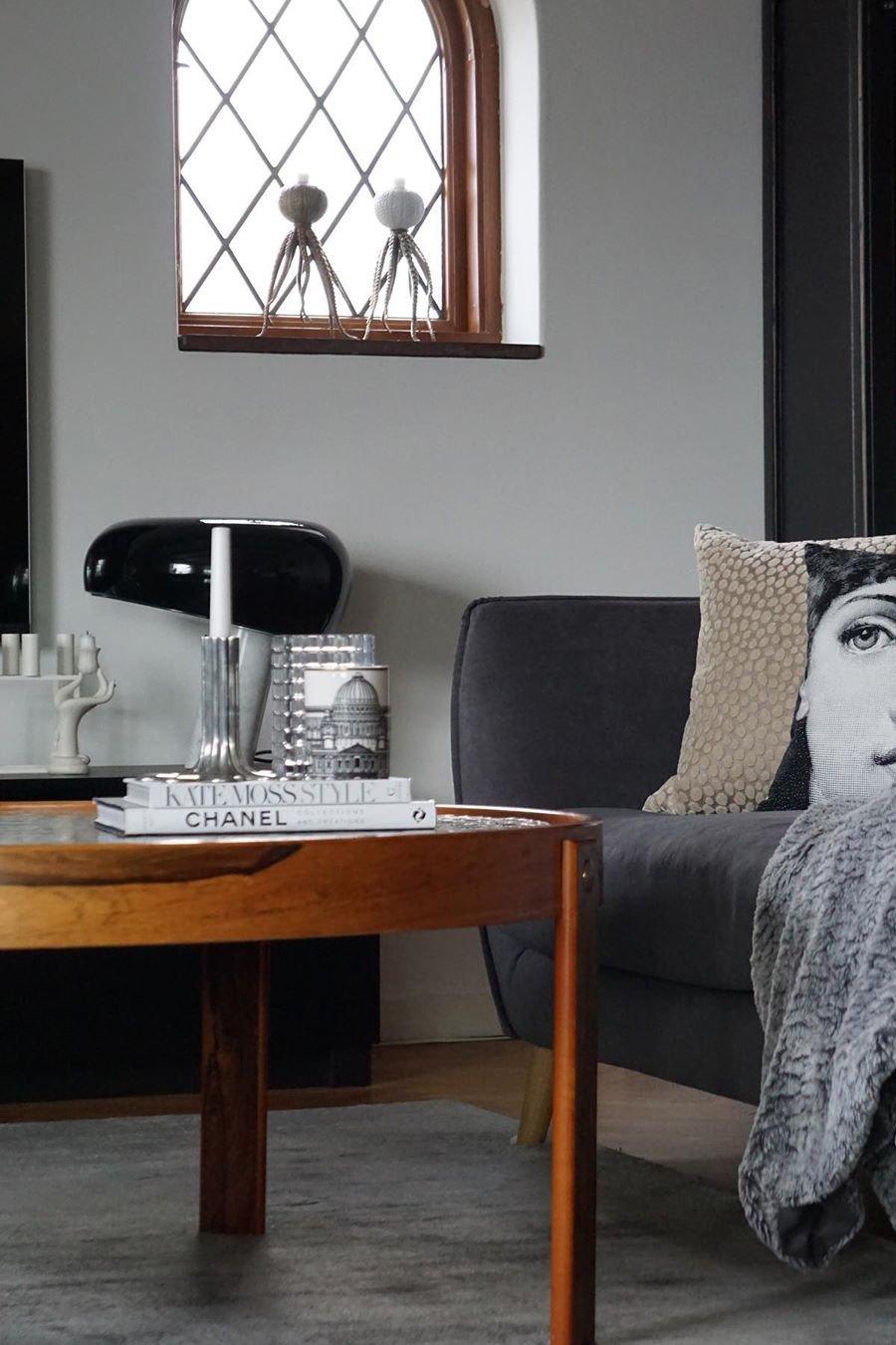 Wiloma Table Lamp