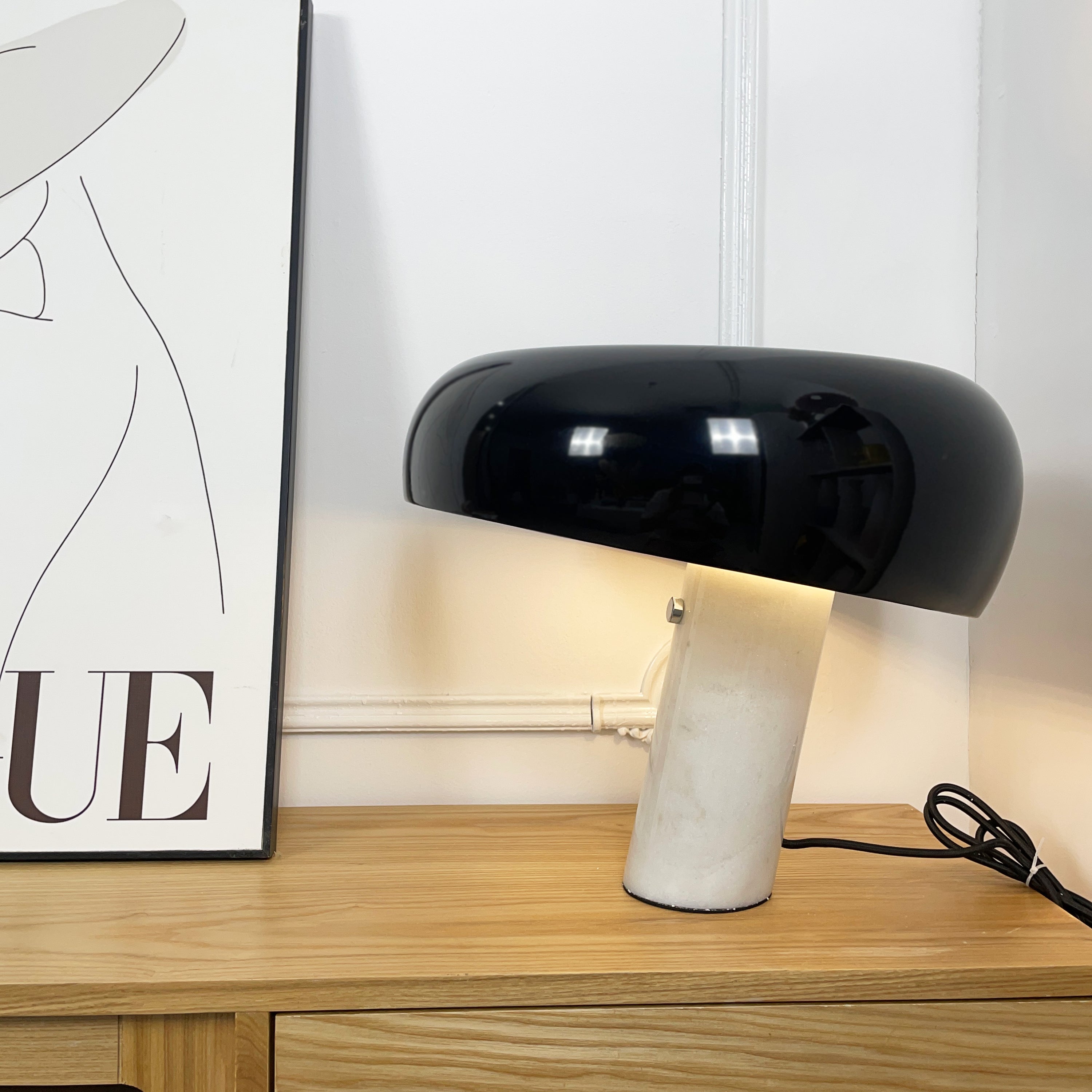 Wiloma Table Lamp